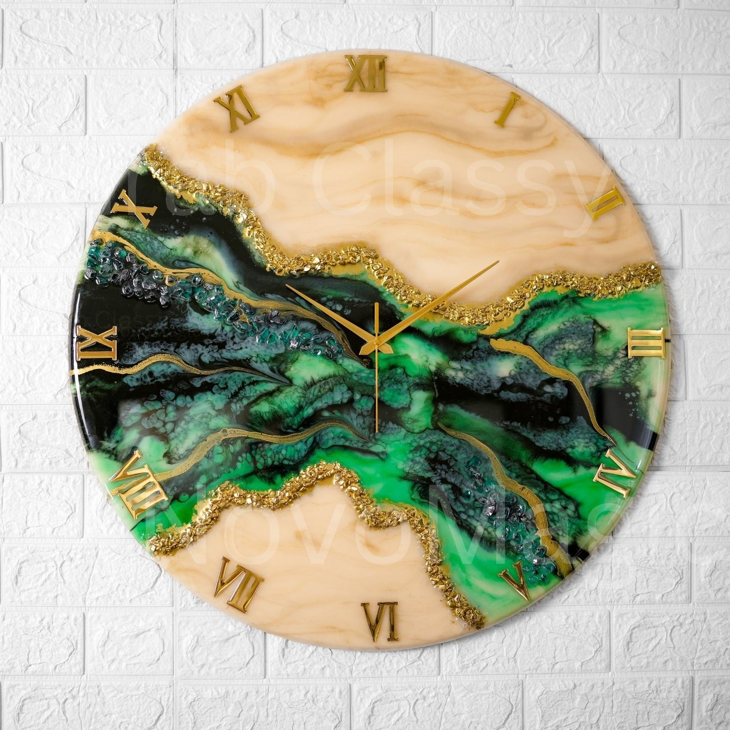 Green Pond Large Silent Clock