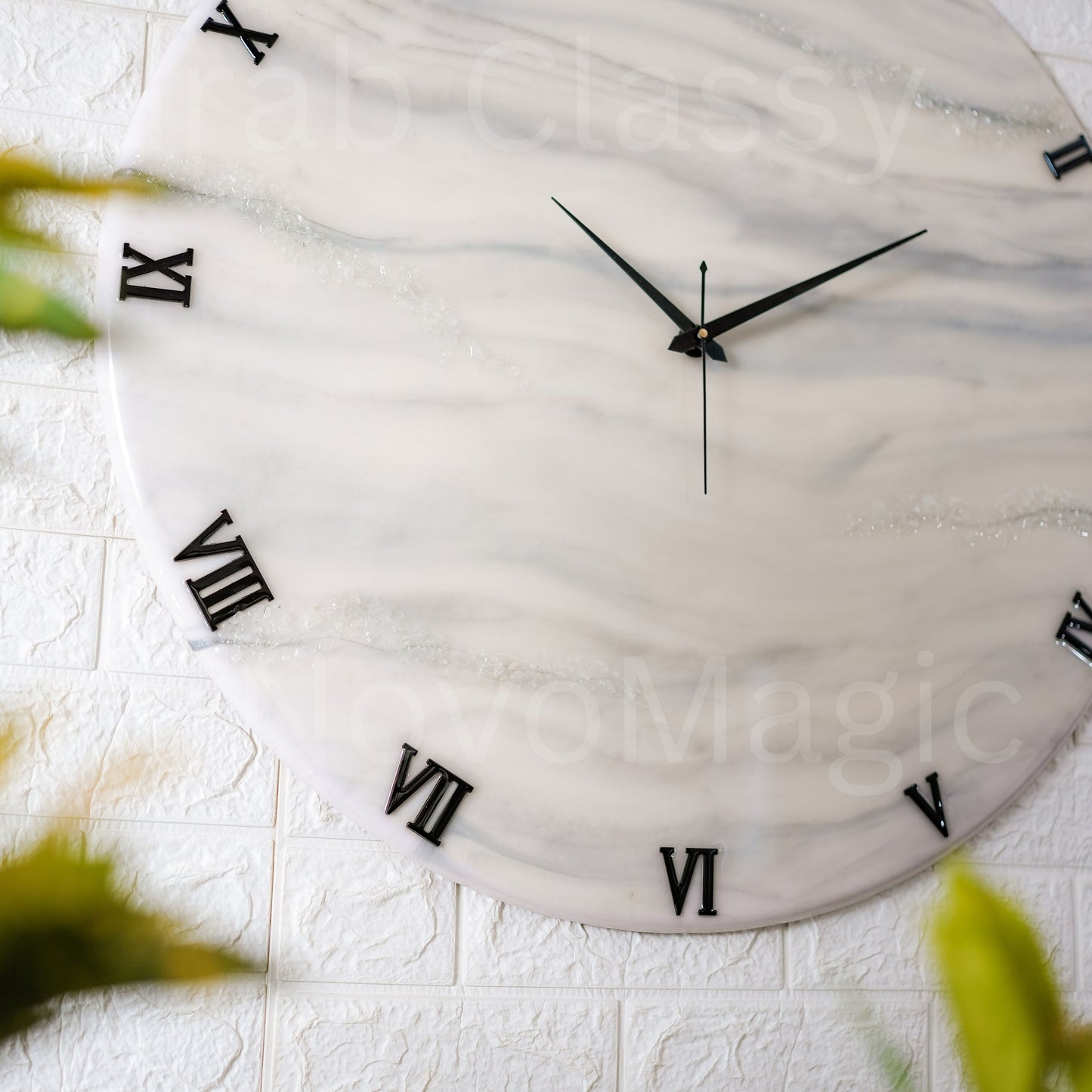 Silver Desert Large Silent Clock