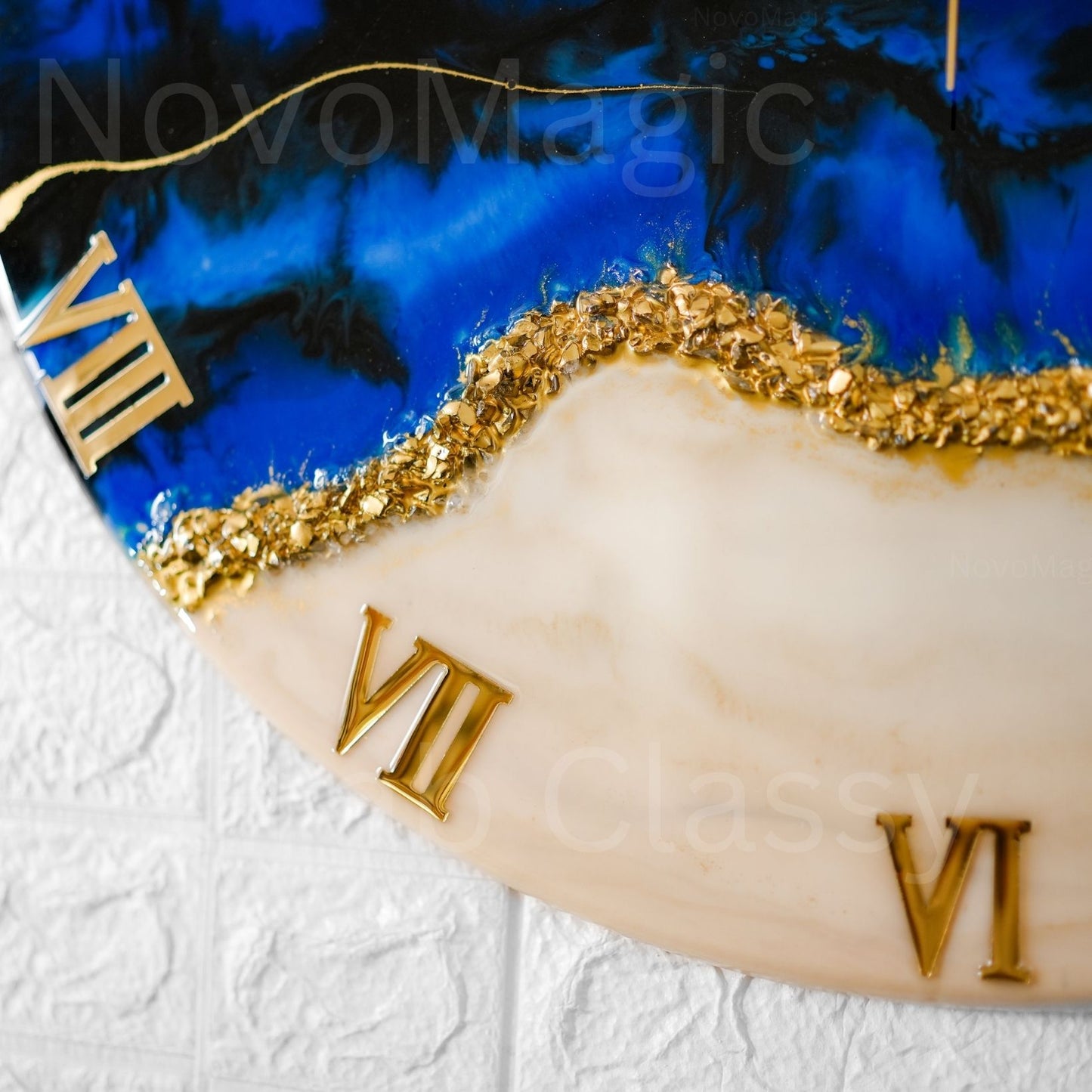 The Gem Medium Size Silent Clock 17.5 Inches