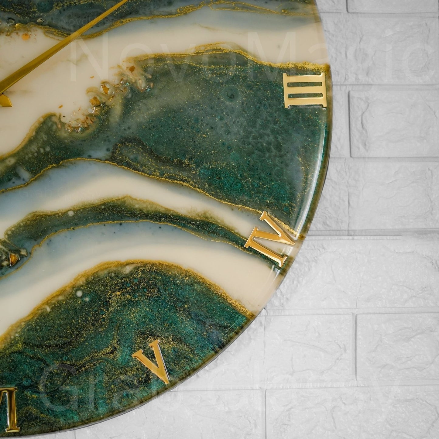 Olive Medium Size Silent Clock 17.5 Inches
