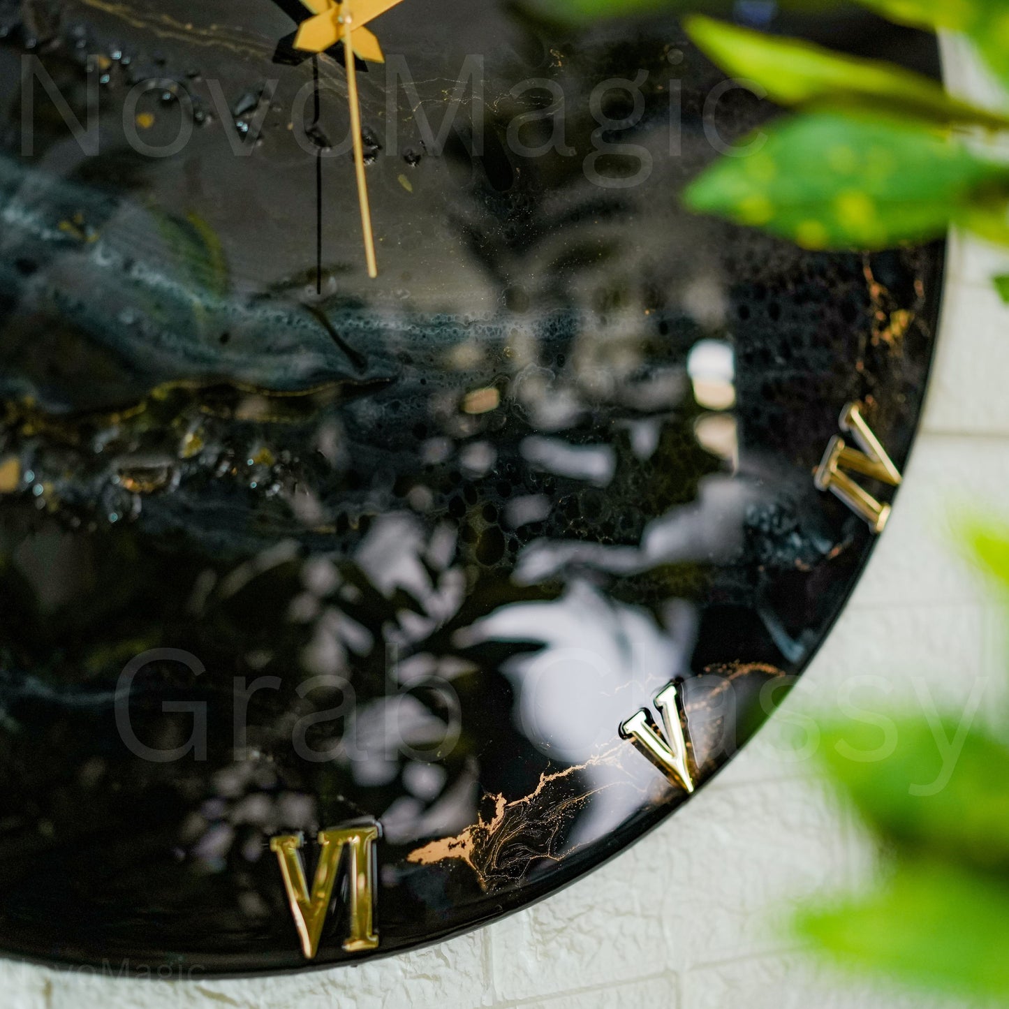 Black Desert Medium size Silent Clock 17.5 Inches