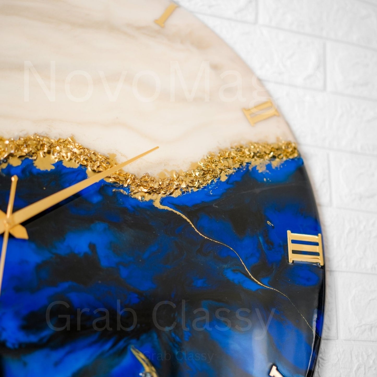 The Gem Medium Size Silent Clock 17.5 Inches