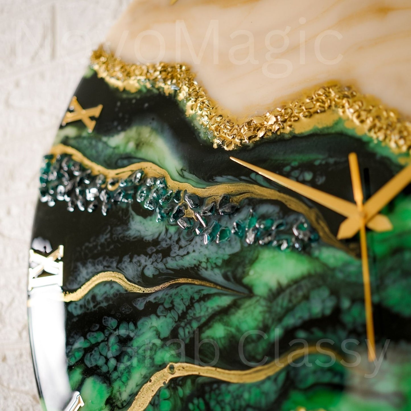 Green Pond Silent Clock 30cm