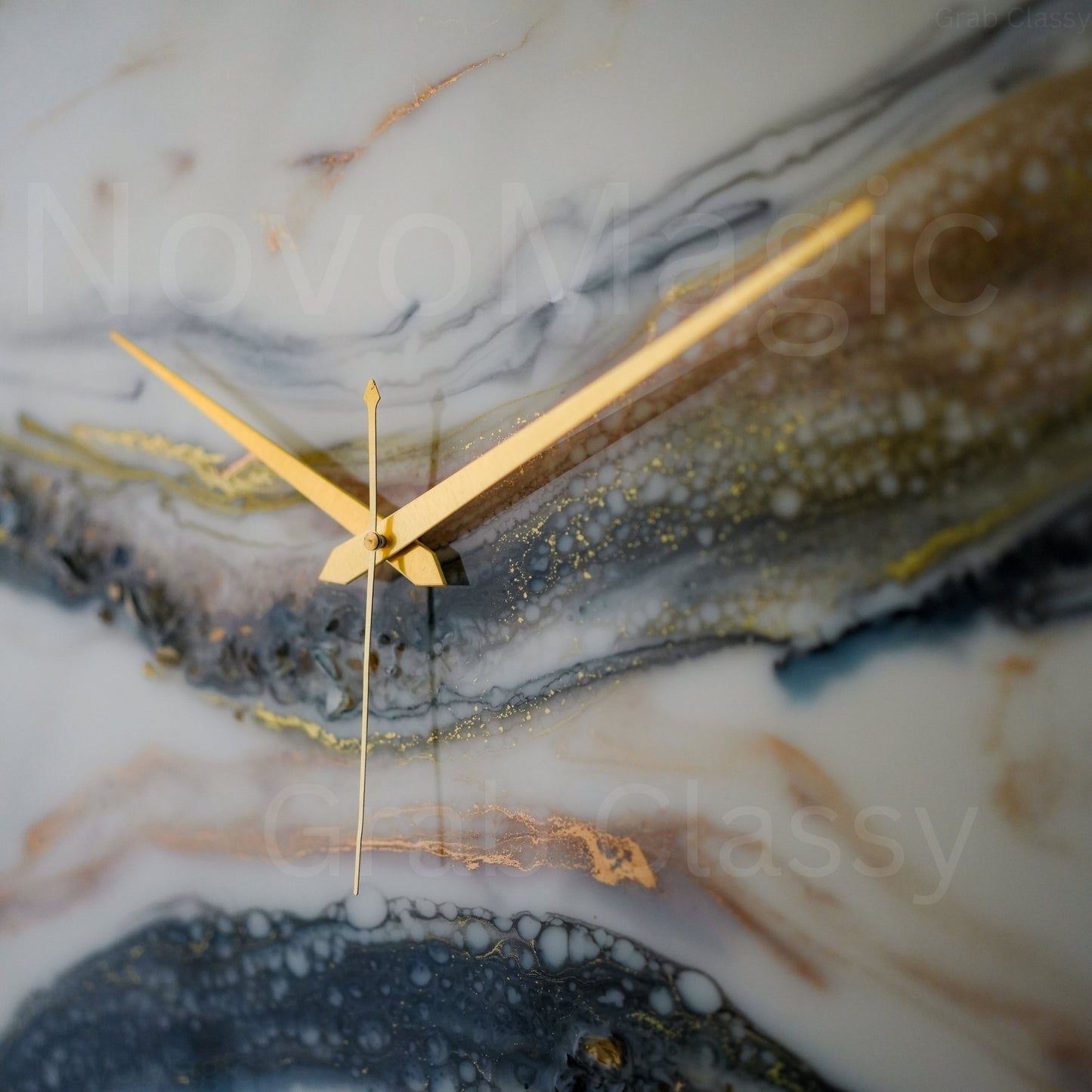 New Black & White Medium Size Clock 17.5 Inches