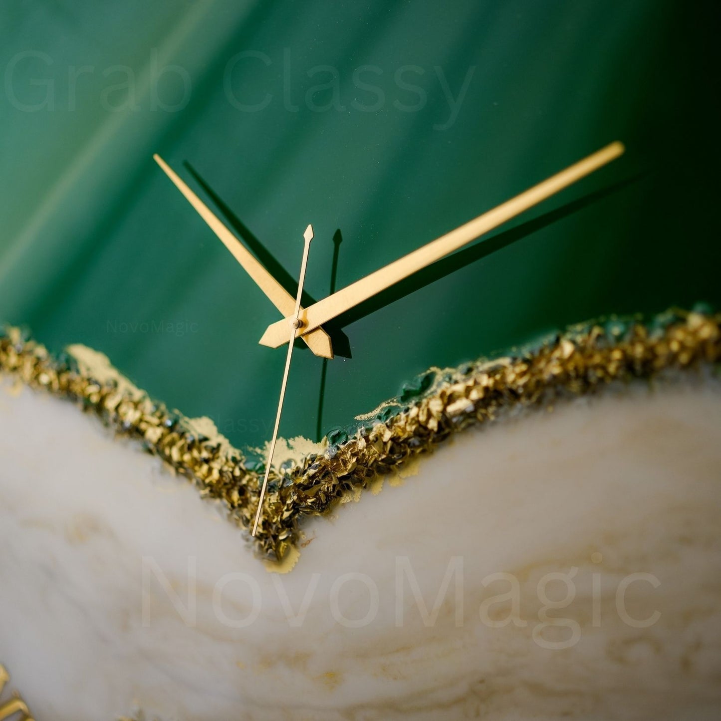 Green Peak Large Silent Clock