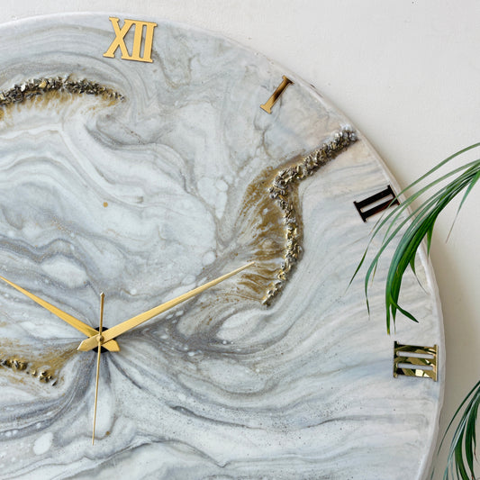 *Desert Clock Large 27 Inches
