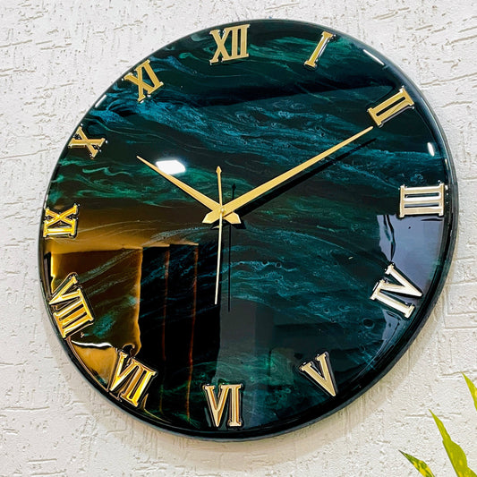 Lush Forest Medium Silent Clock 17.5 Inches
