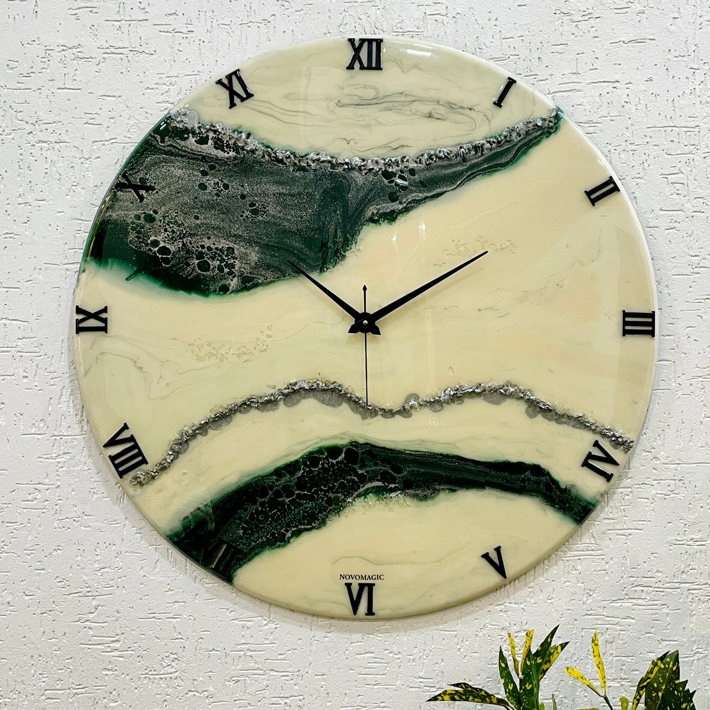IVY Large Silent Clock 27 Inches
