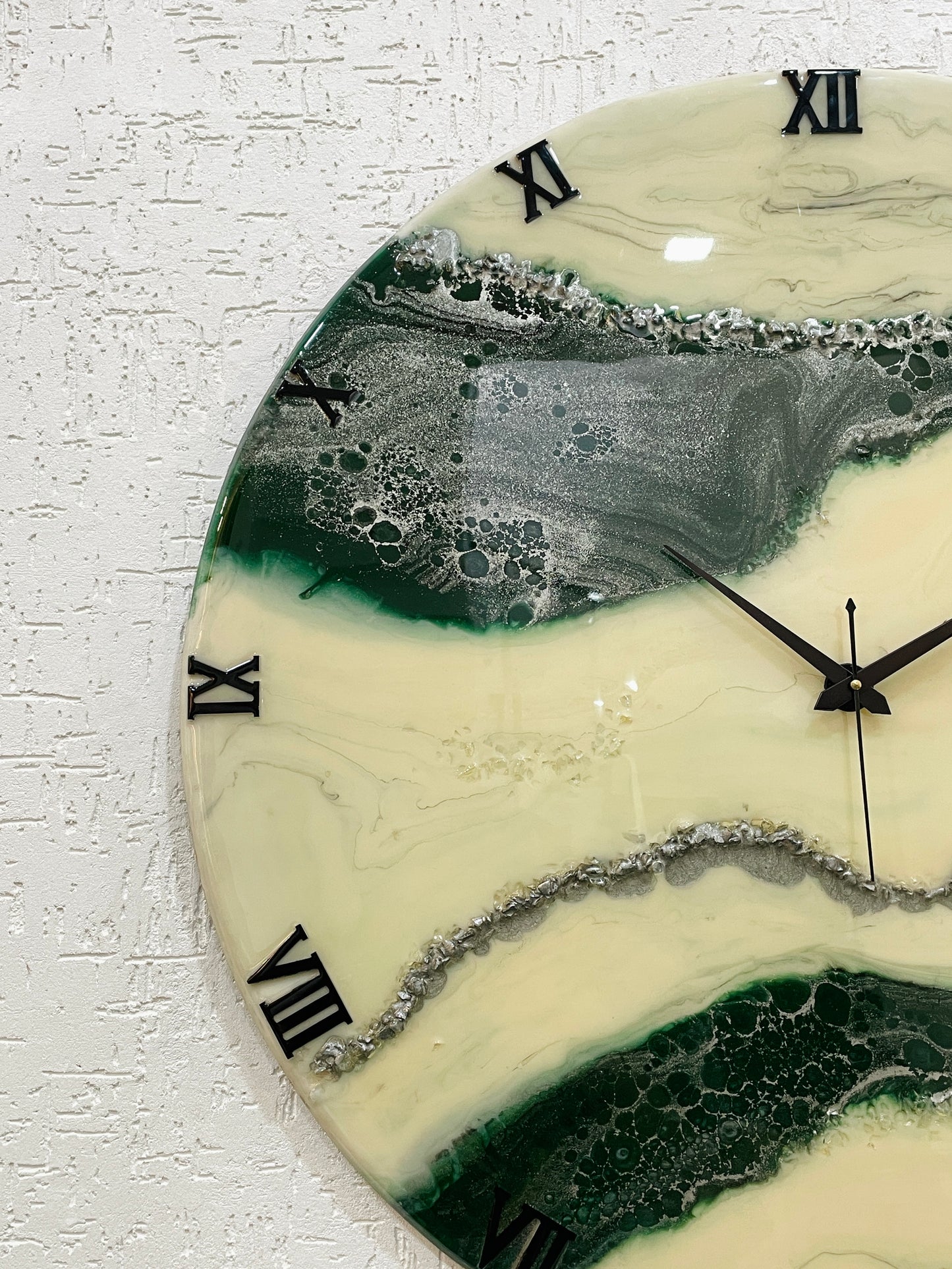 IVY Large Silent Clock 27 Inches
