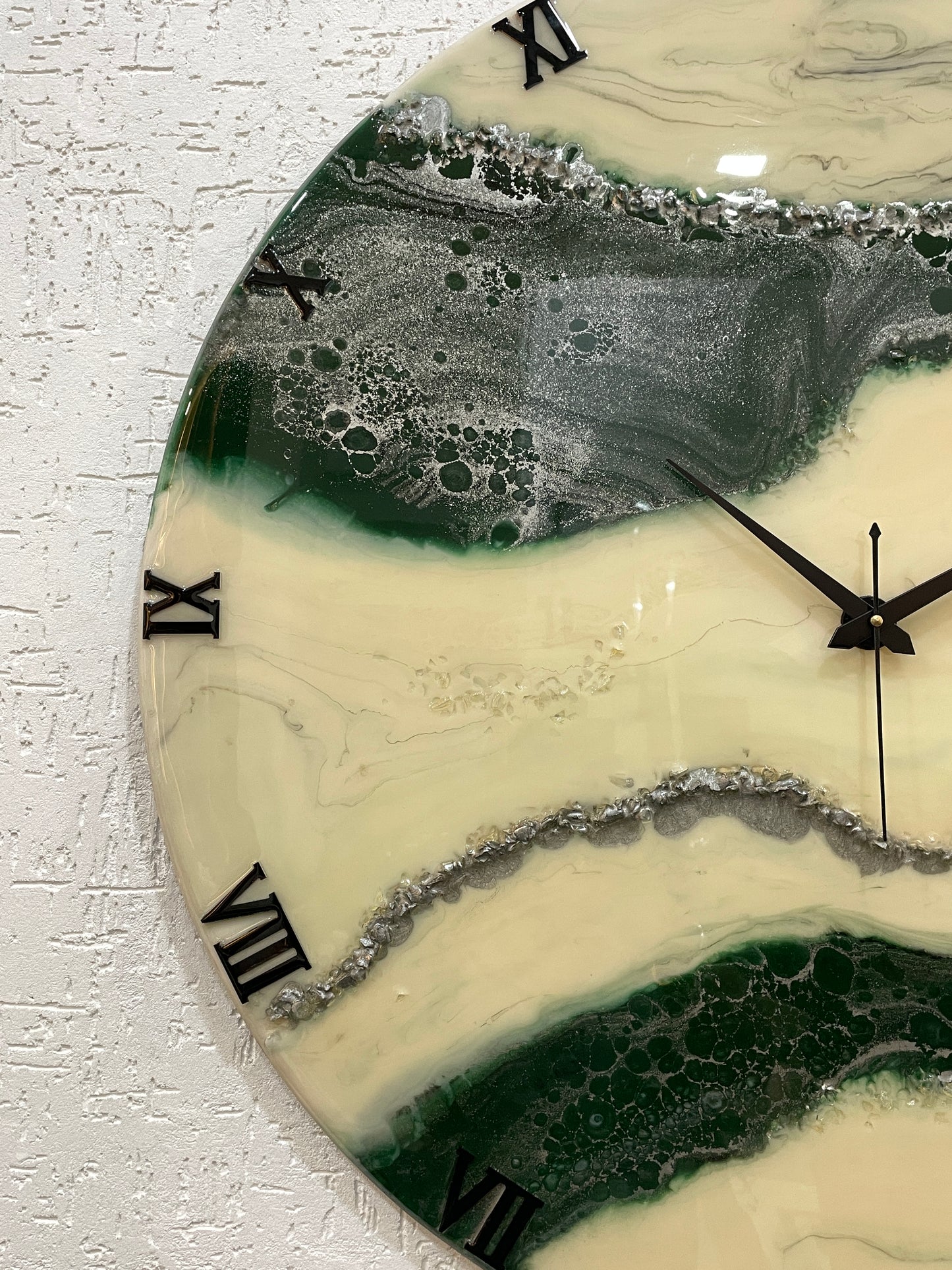 IVY Large Silent Clock 27 Inches