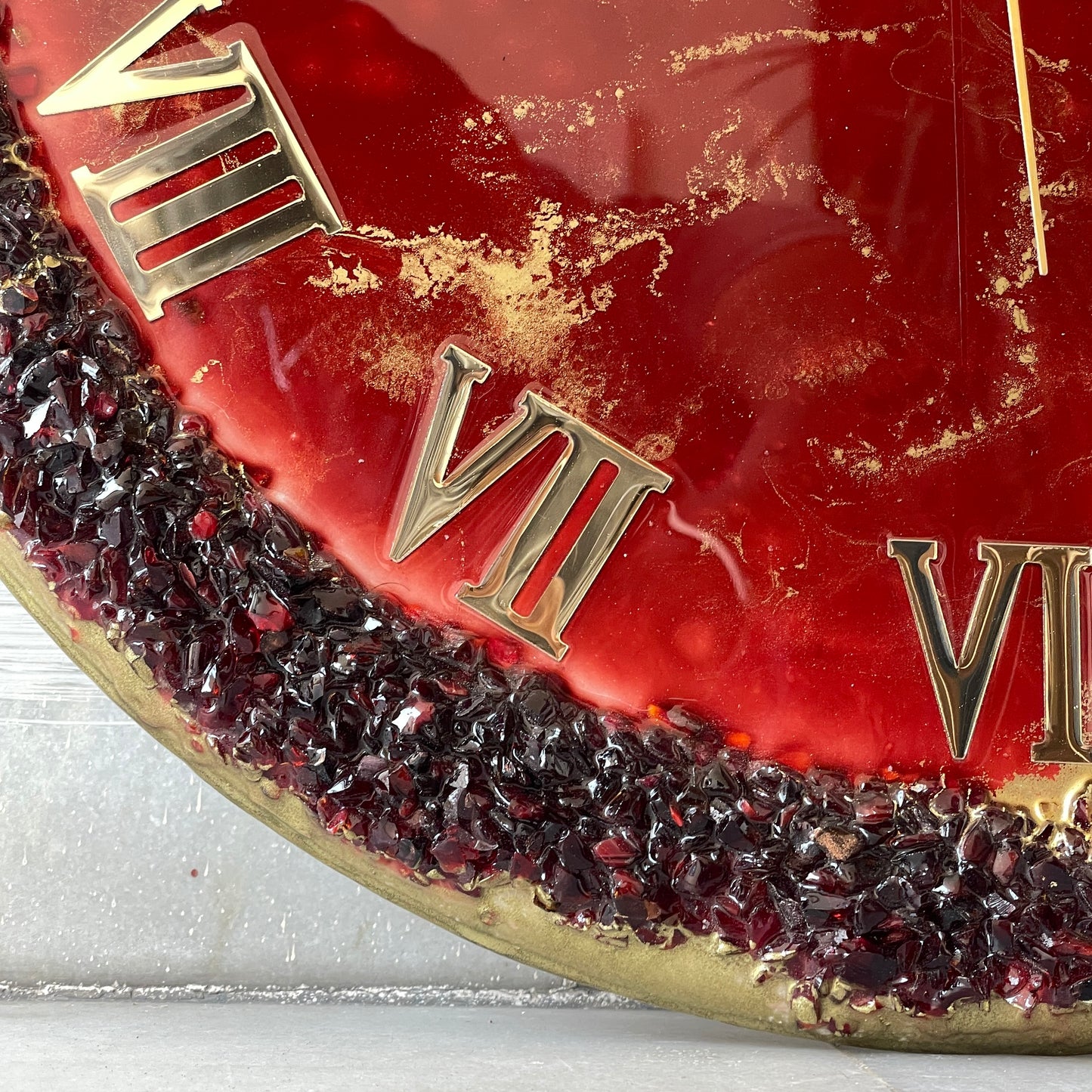 Red Ring Silent Clock