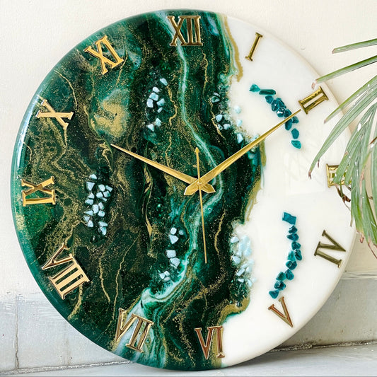 Green Neptune Silent Clock