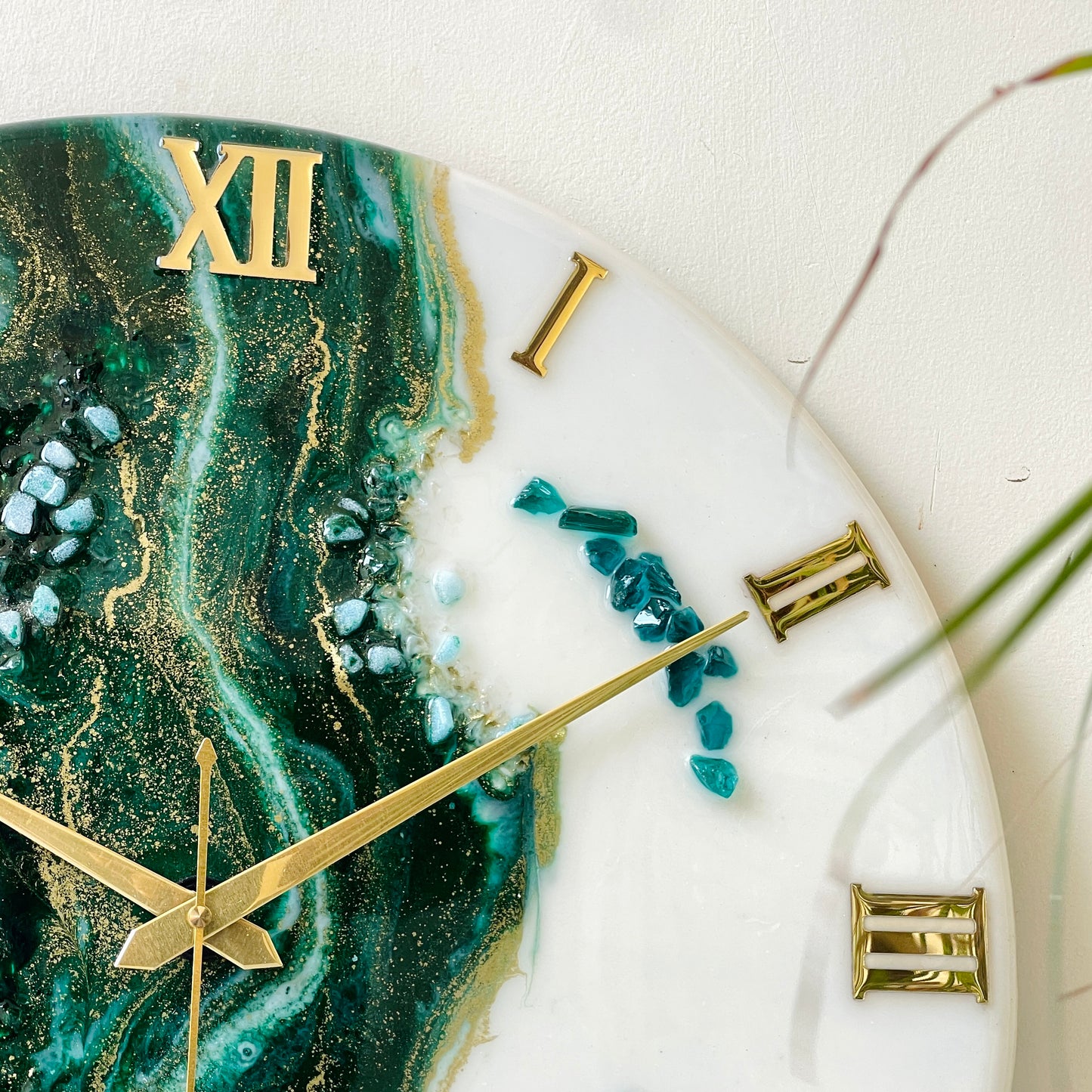 Green Neptune Silent Clock