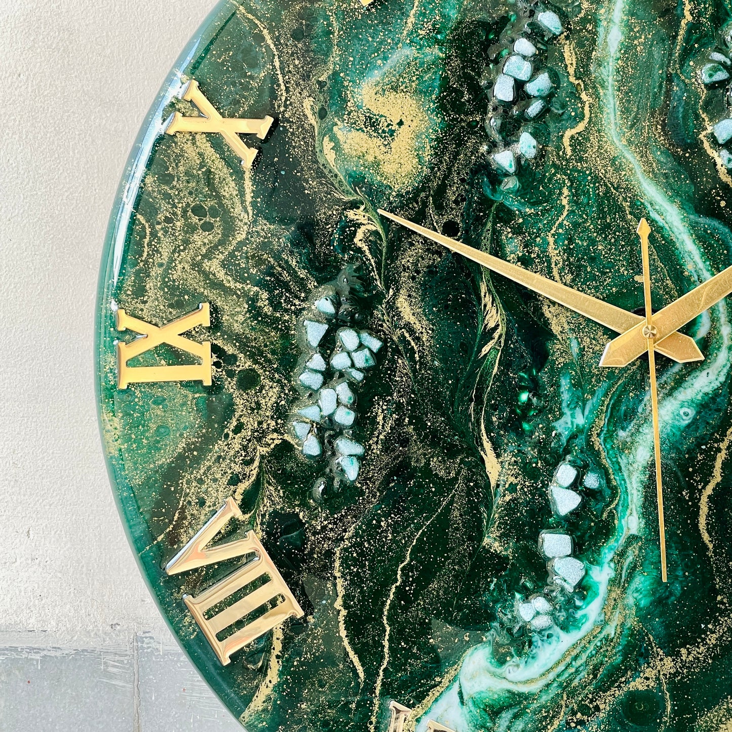 Green Neptune Silent Clock