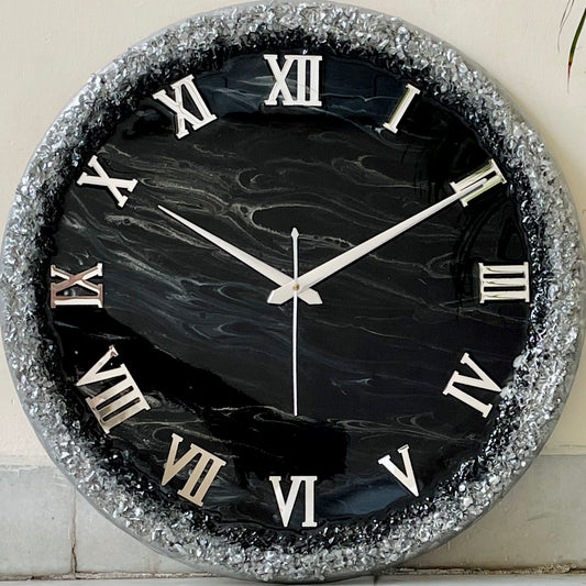 Black Silver Ring Silent Clock