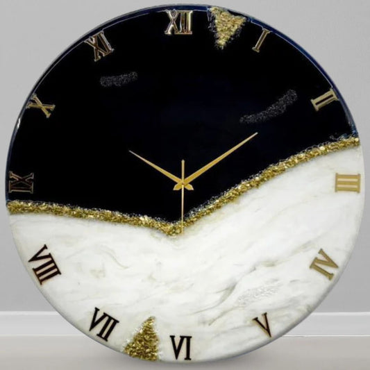 Black Peak Silent Clock 17.5 Inches