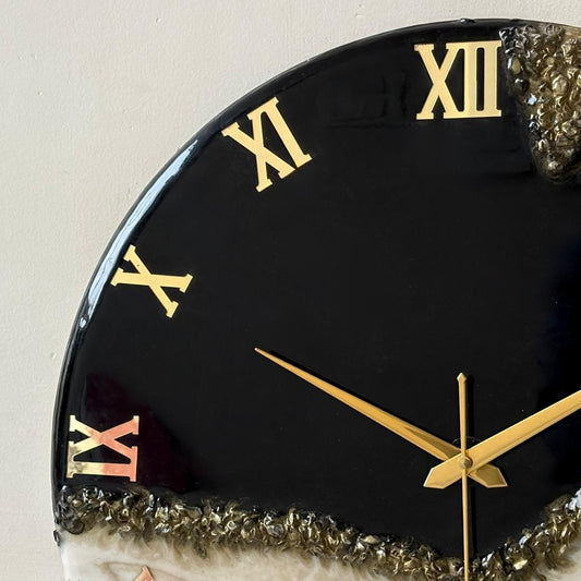 Black Peak Silent Clock 17.5 inches (CS)