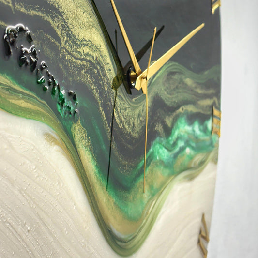 Royal Green Silent Clock