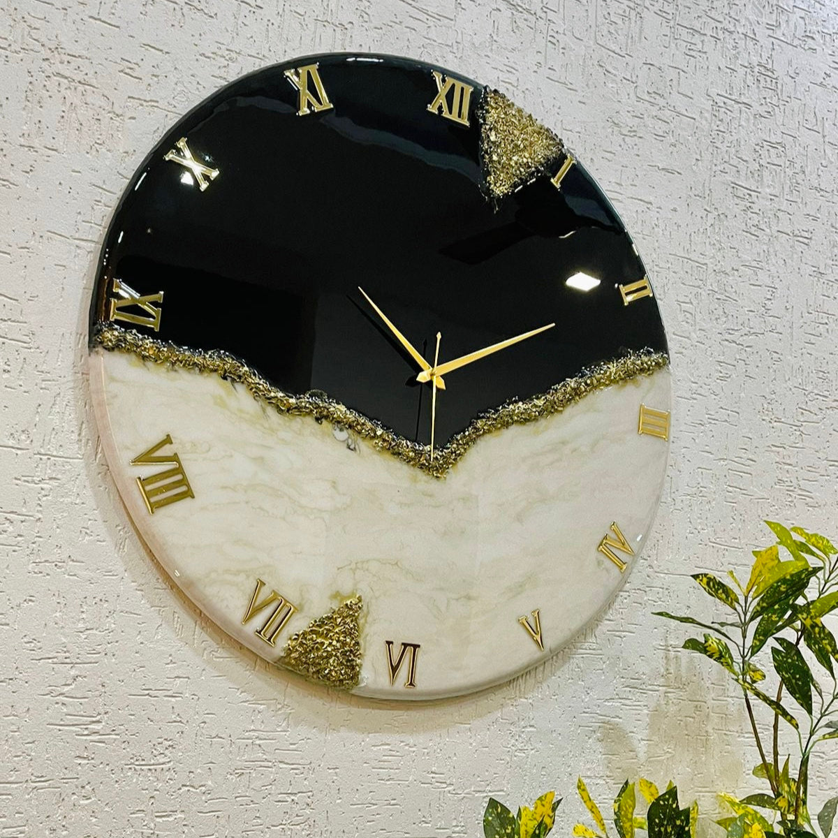 Black Peak Large Silent Clock 27 Inches