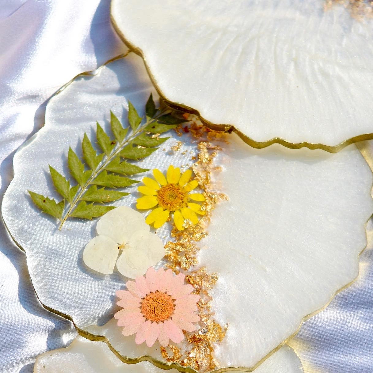 Real Flowers Handmade Set Of Six Coasters (Half Pearl)