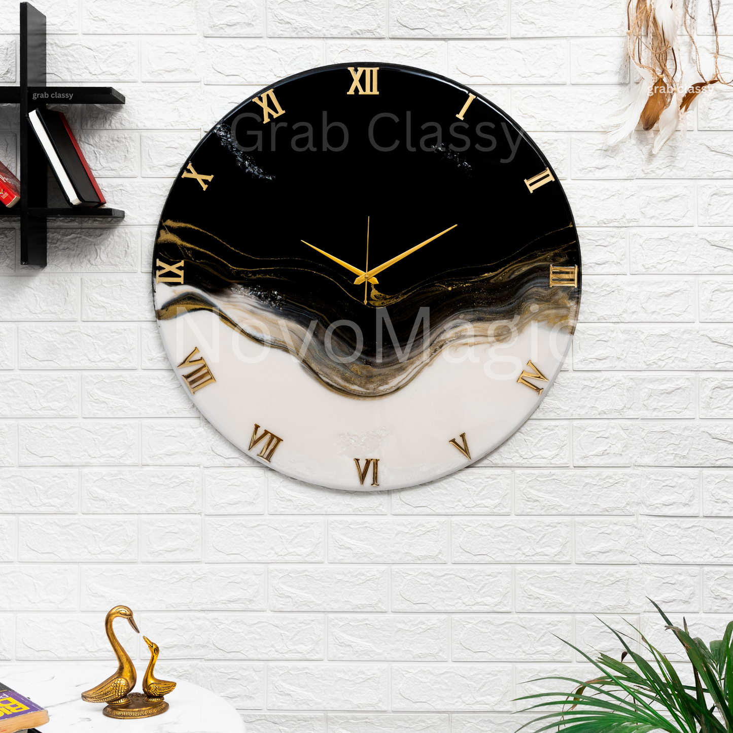 Ticking Thunder Silent Clock BLACK WHITE