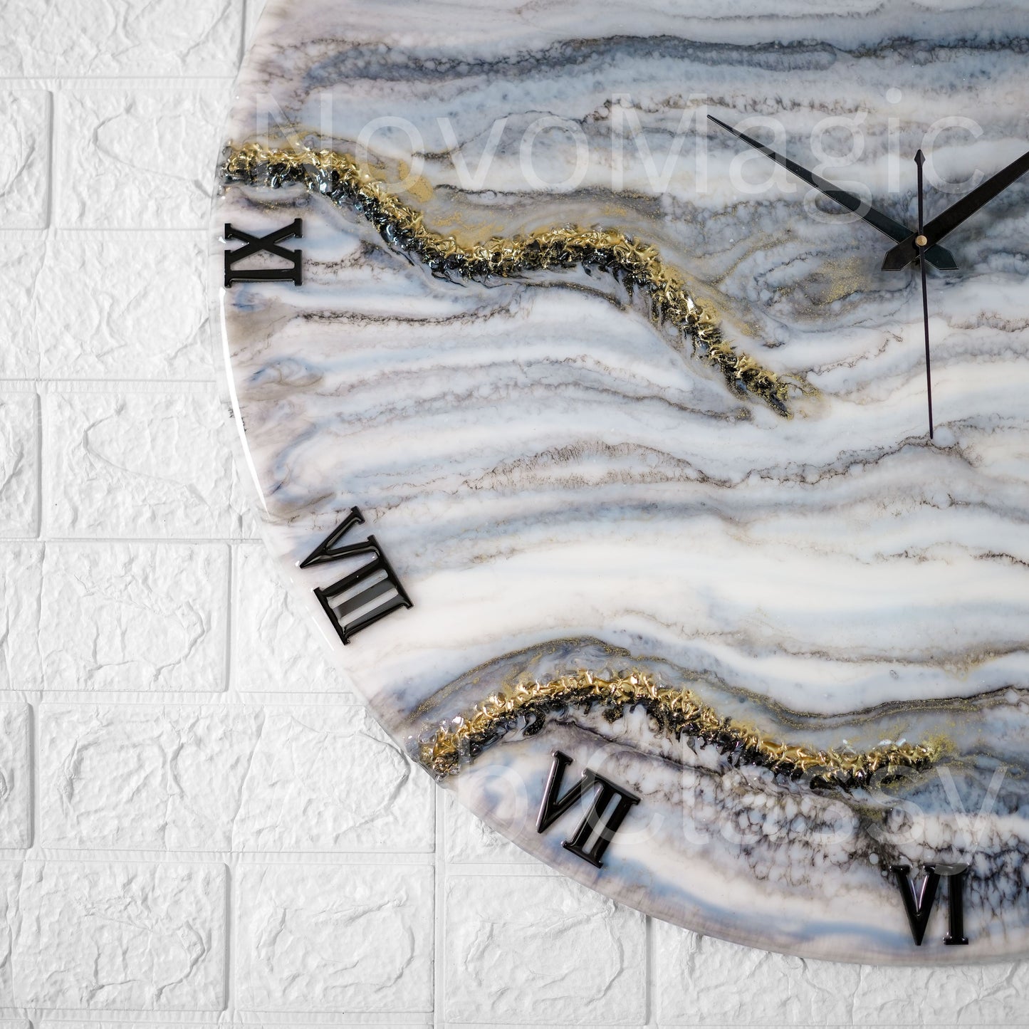 Black & White Desert Medium Size Silent Clock 17.5 Inches.