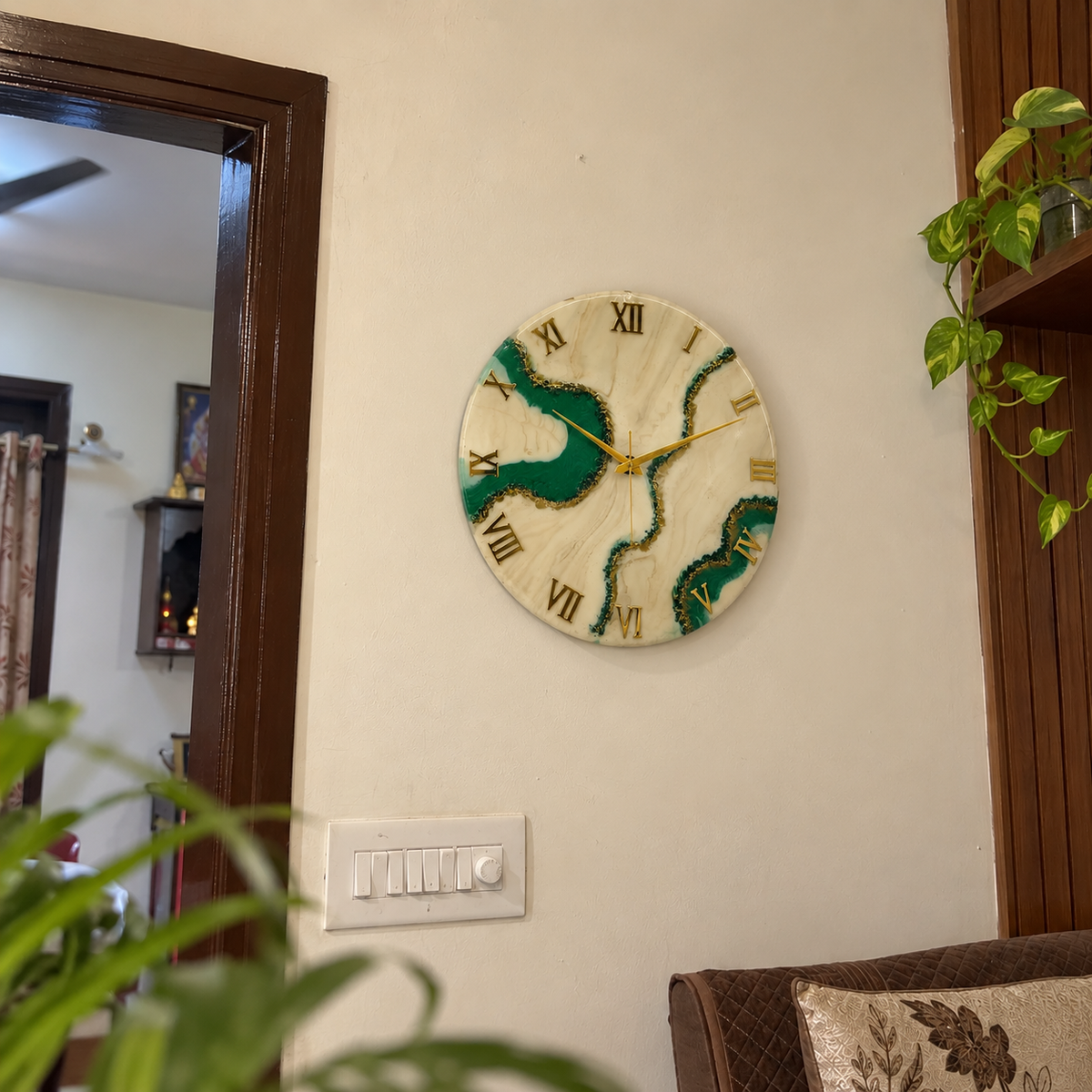 *Green Geode Silent Clock 17.5 inches CS