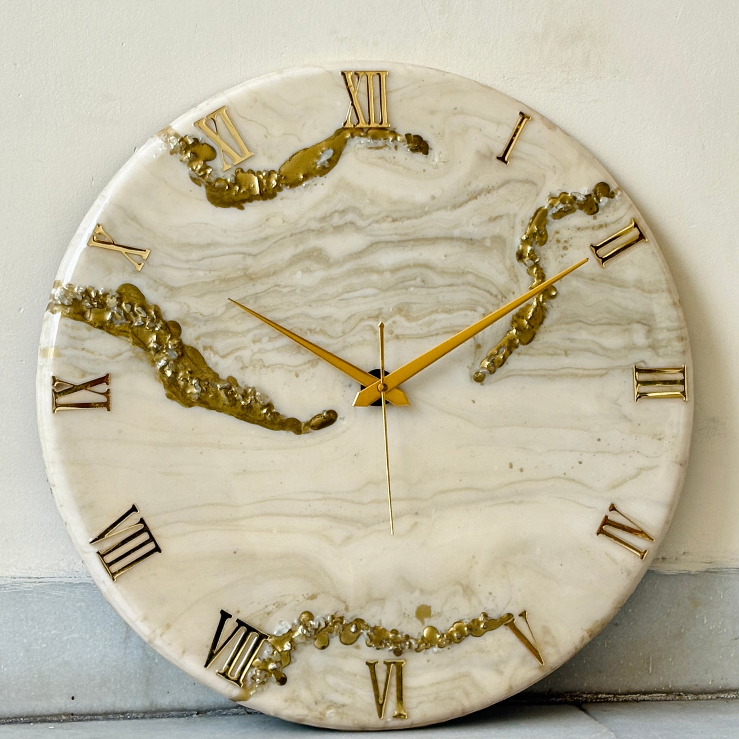 *desert Silent Clock 17.5 inches