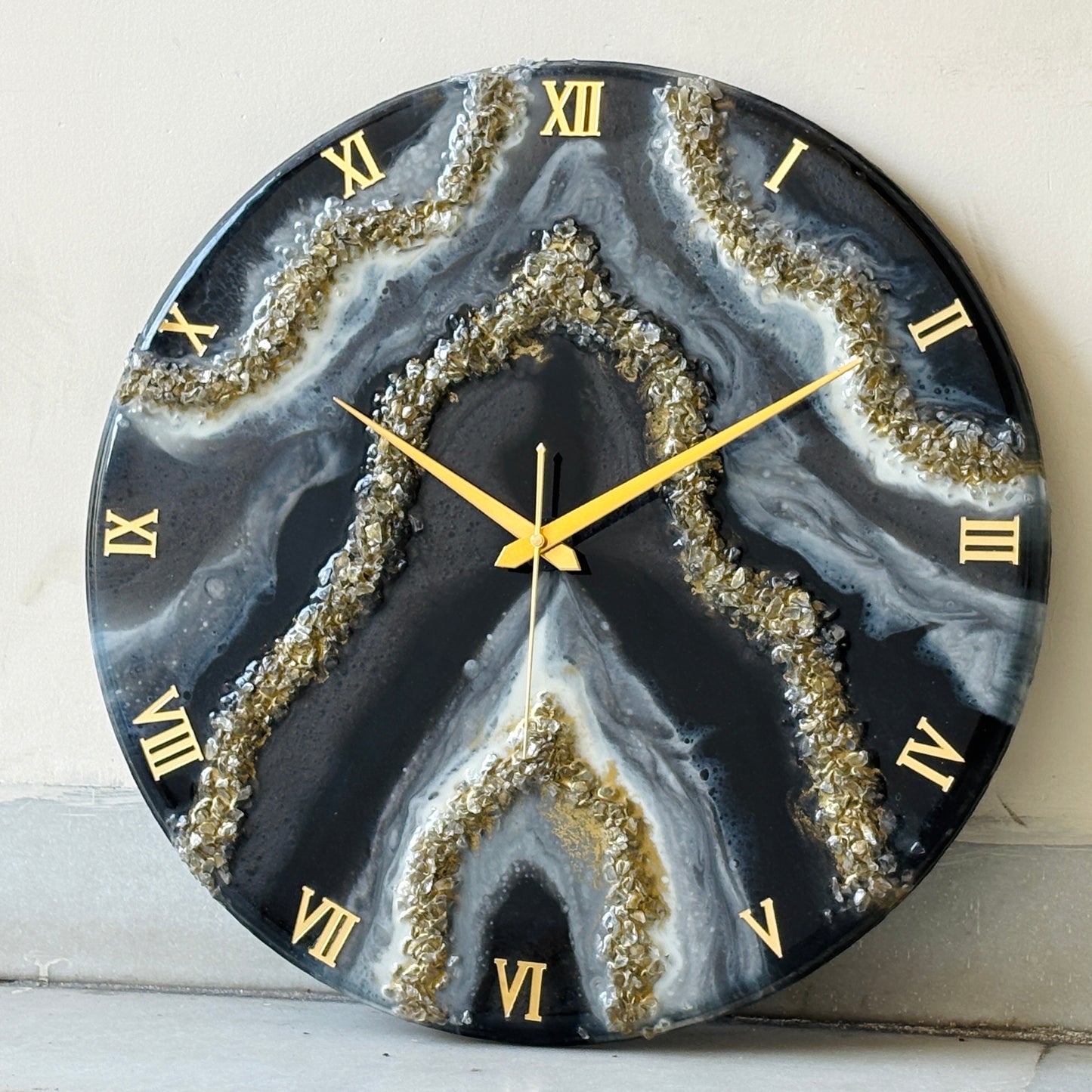 *Black Geode Silent Clock 17.5 inches