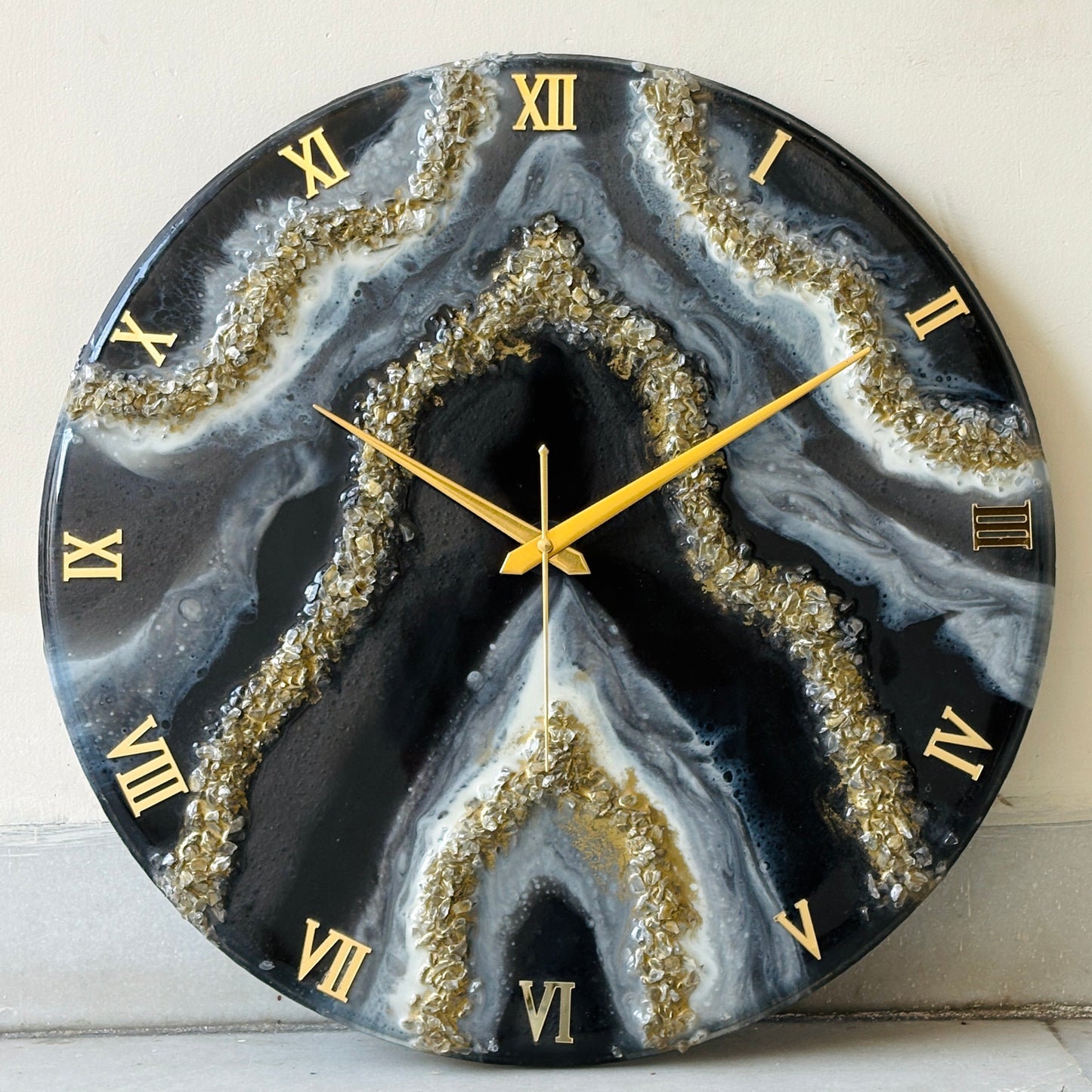 *Black Geode Silent Clock 17.5 inches