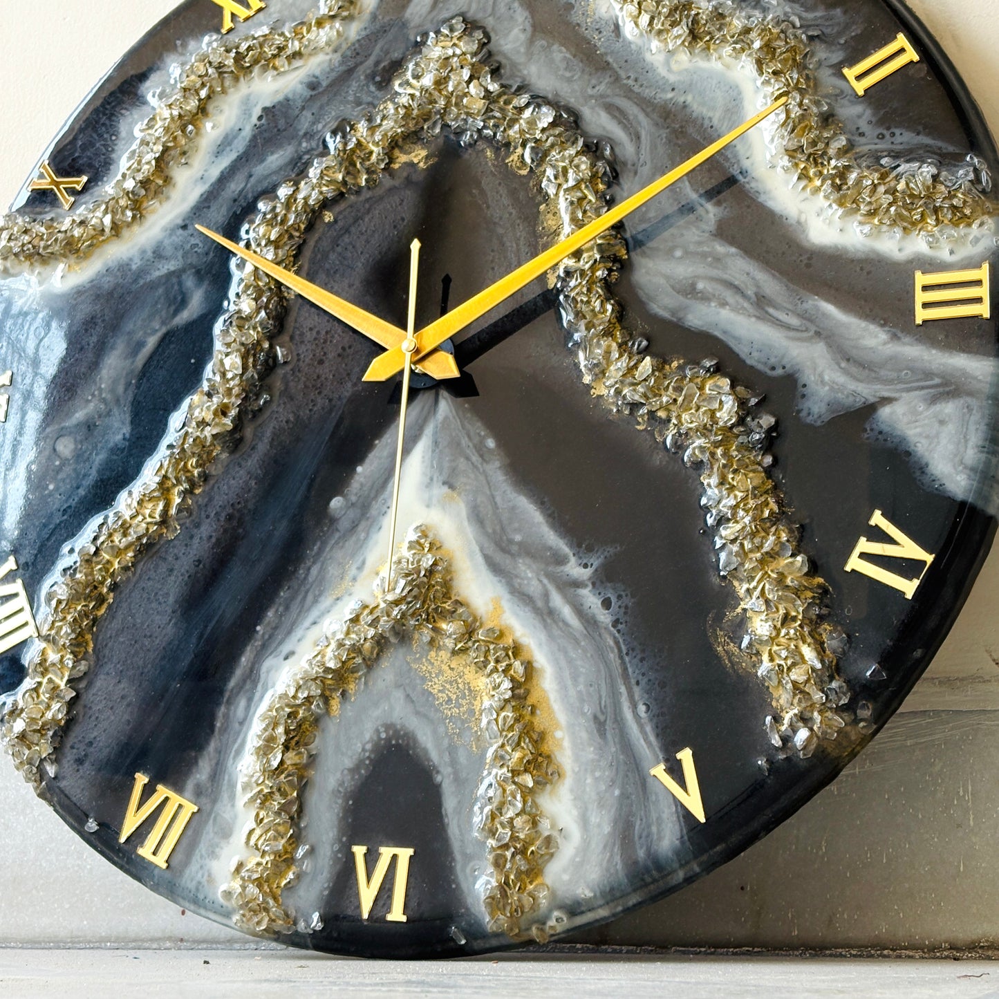 *Black Geode Silent Clock 17.5 inches
