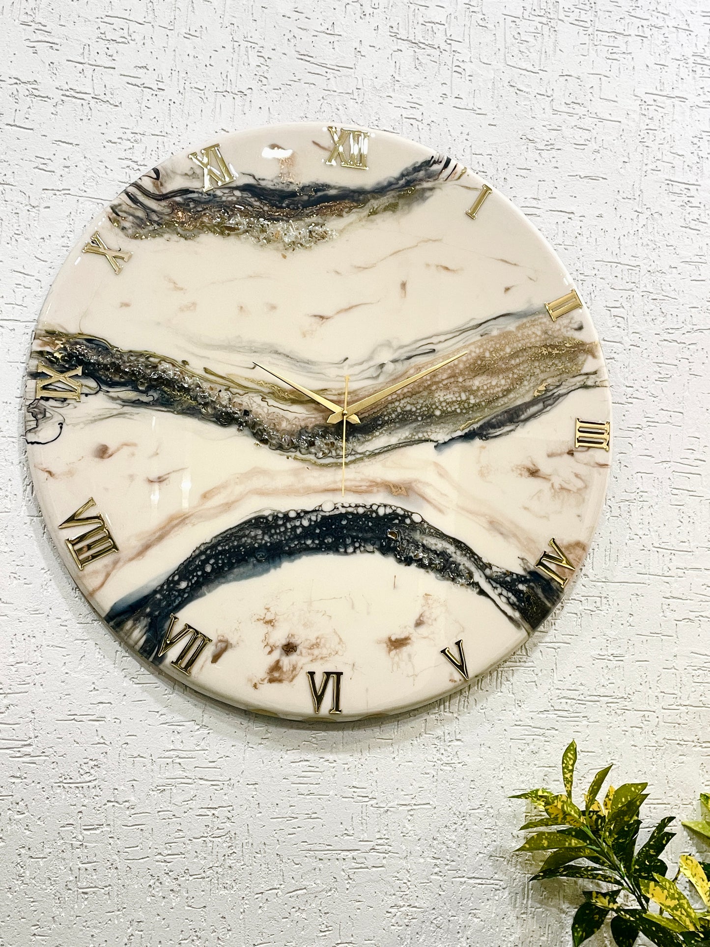 *Silver Large Silent Clock 27 Inches