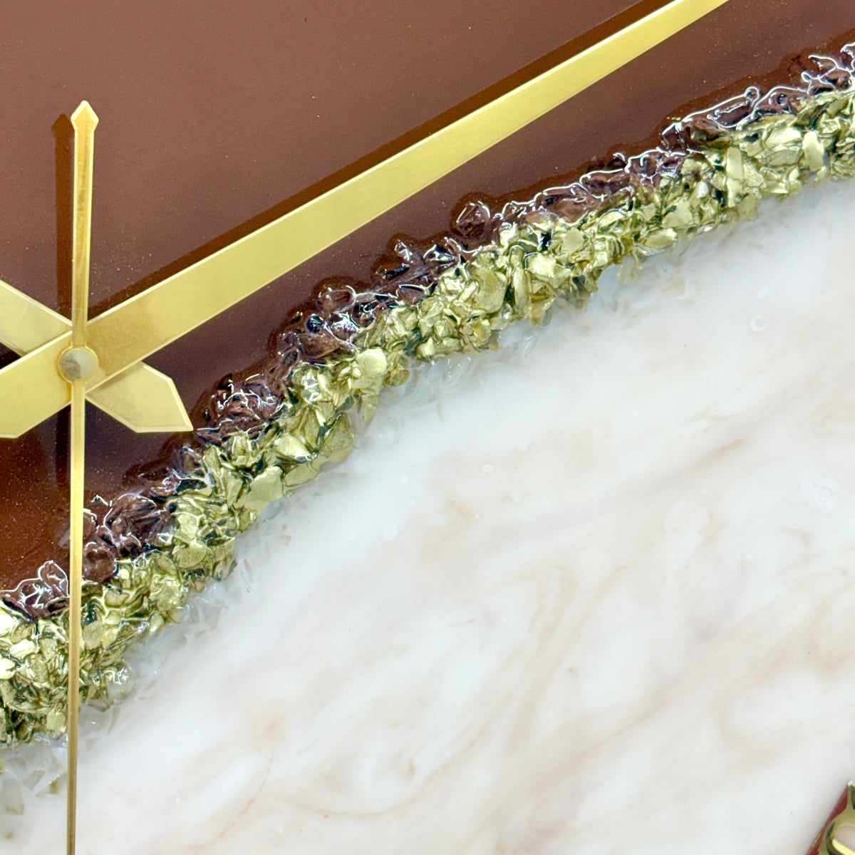 Dark Choco Peak clock 17.5 inches (CS)