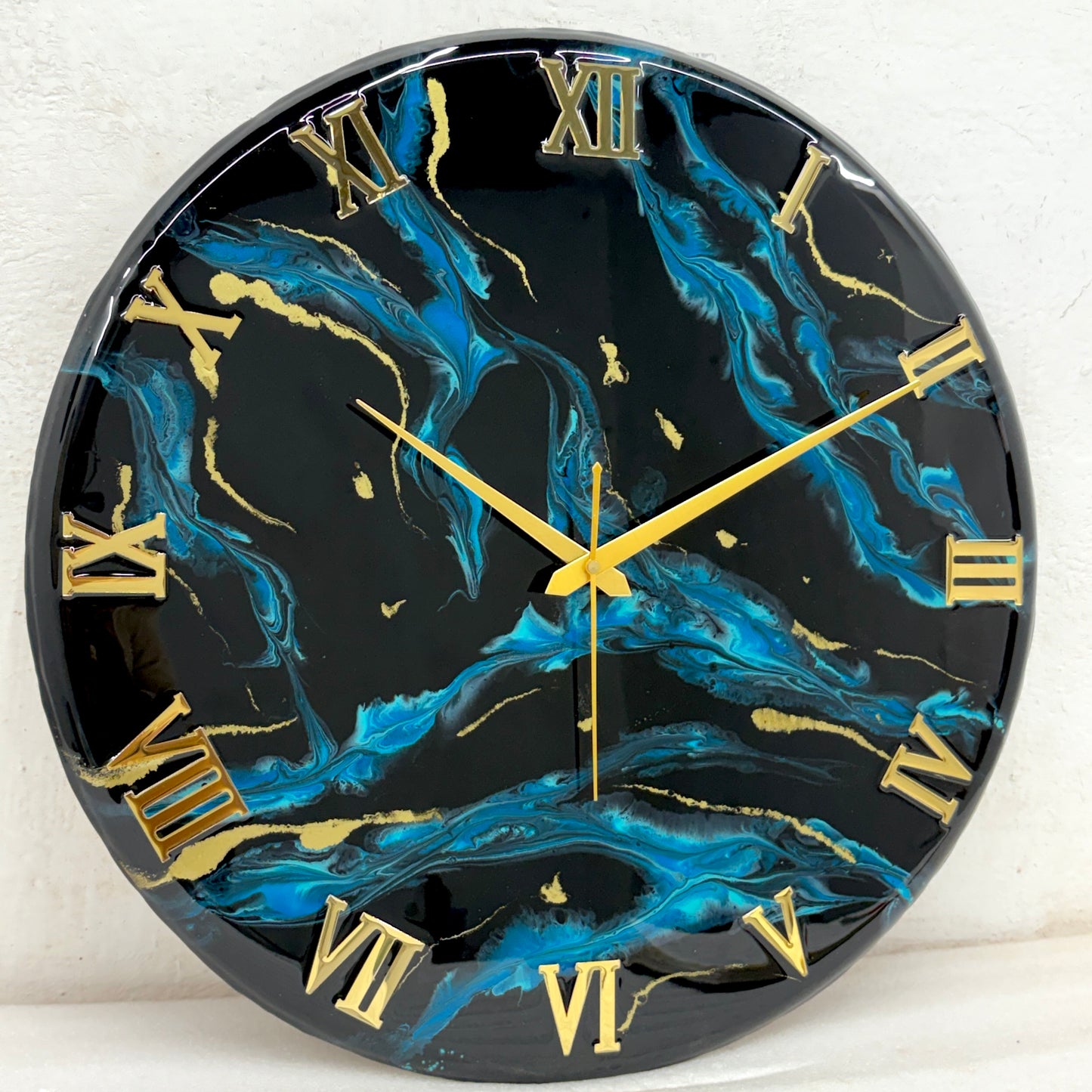 *Blue Blast Clock 17.5 inches(CS)