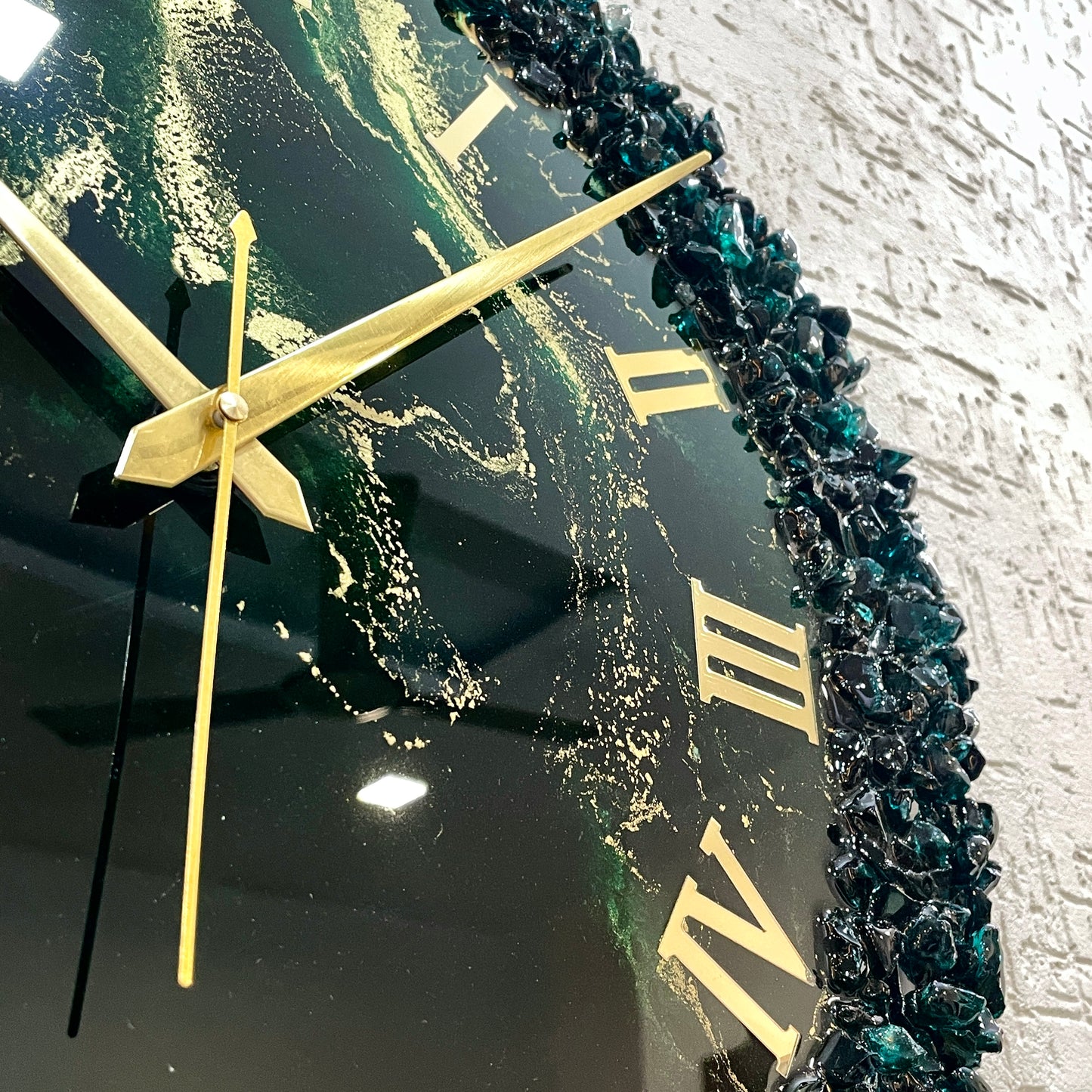 Dark Green Silent Clock 17.5 inches