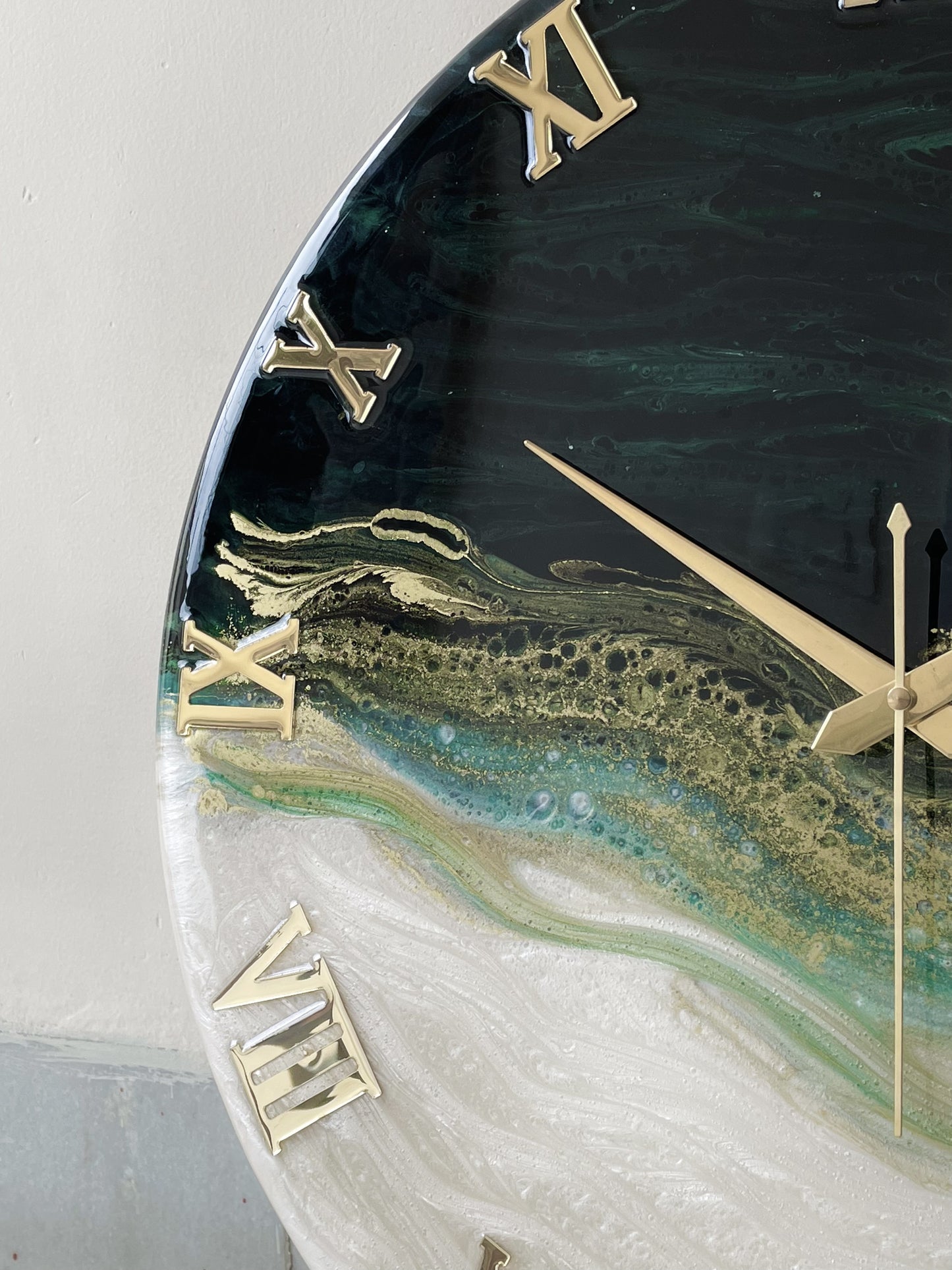 Royal Green Silent Clock
