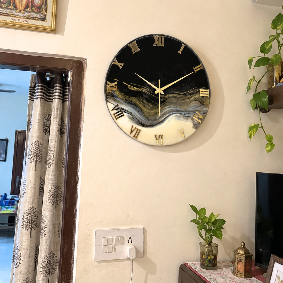 Eclipse clock 17.5 inches (CS)