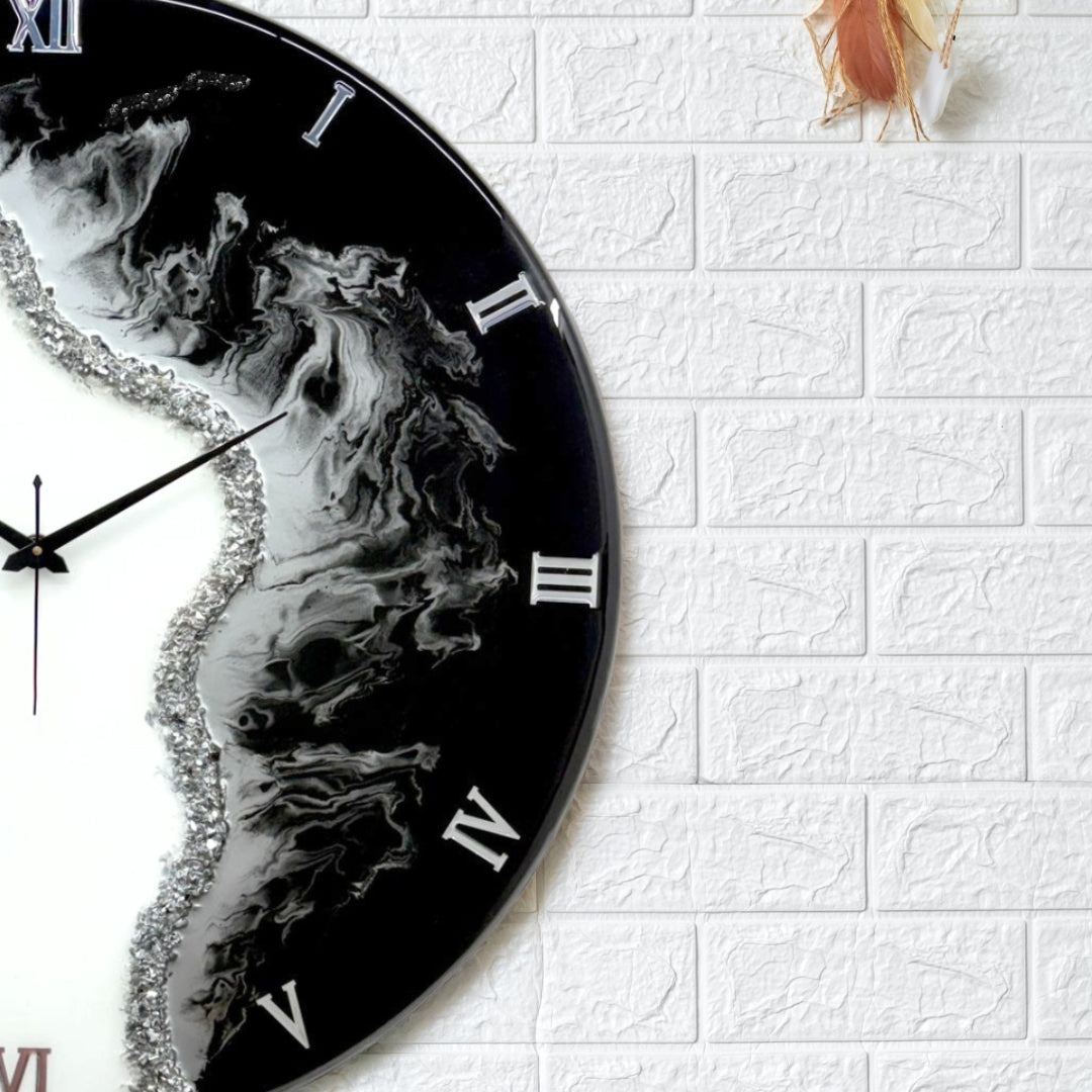 Black Fire Silent Clock