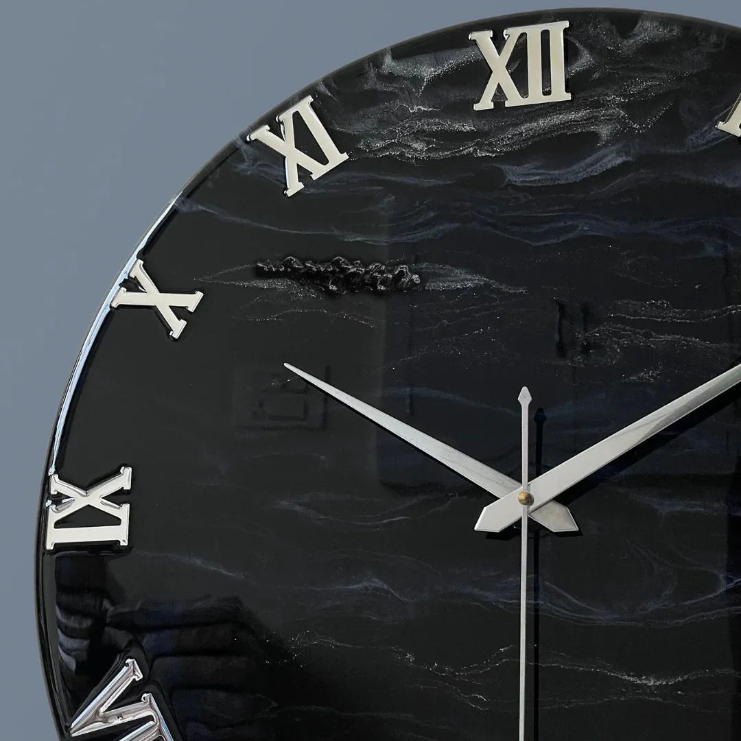 Black Forest Silent Clock