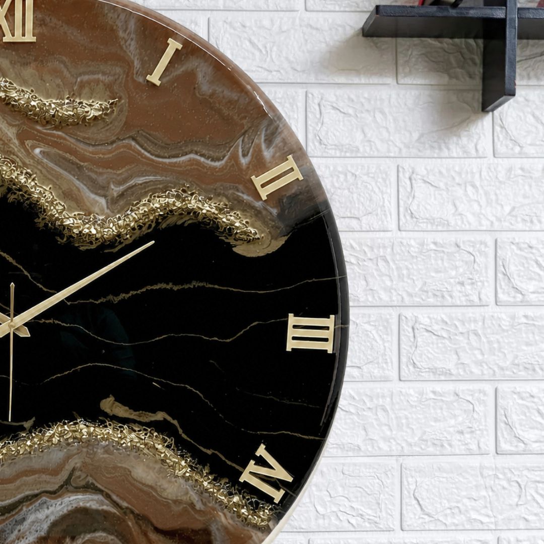 Majestic Canyon Clock
