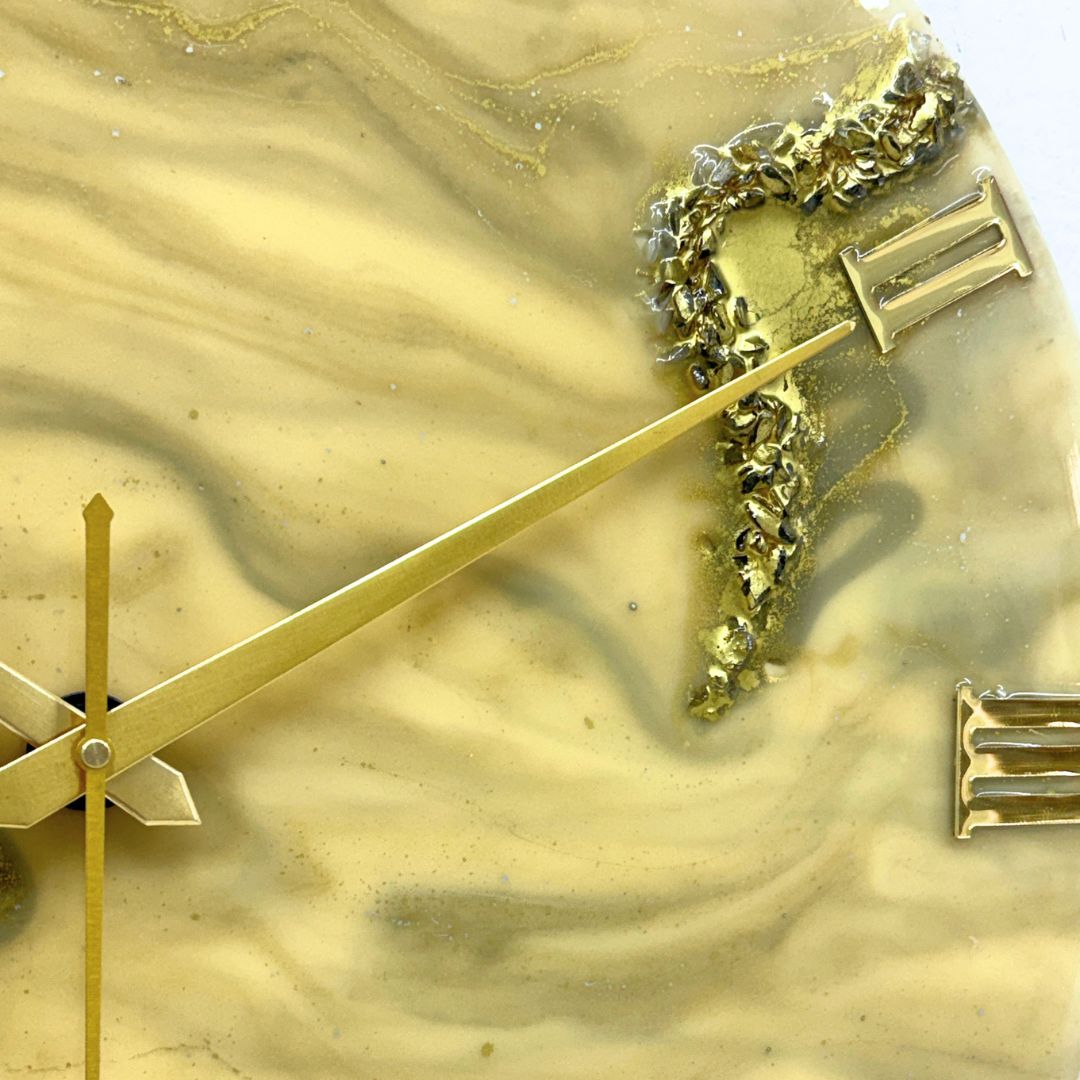 Desert (Y) silent clock 17.5 inches (CS)