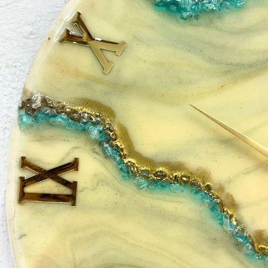 Oasis clock 17.5 inches (CS)