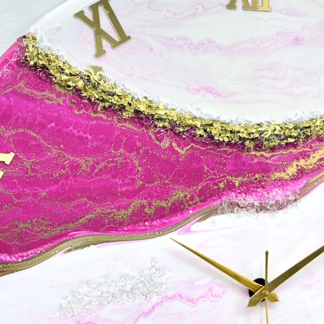 The Duchess Silent Clock