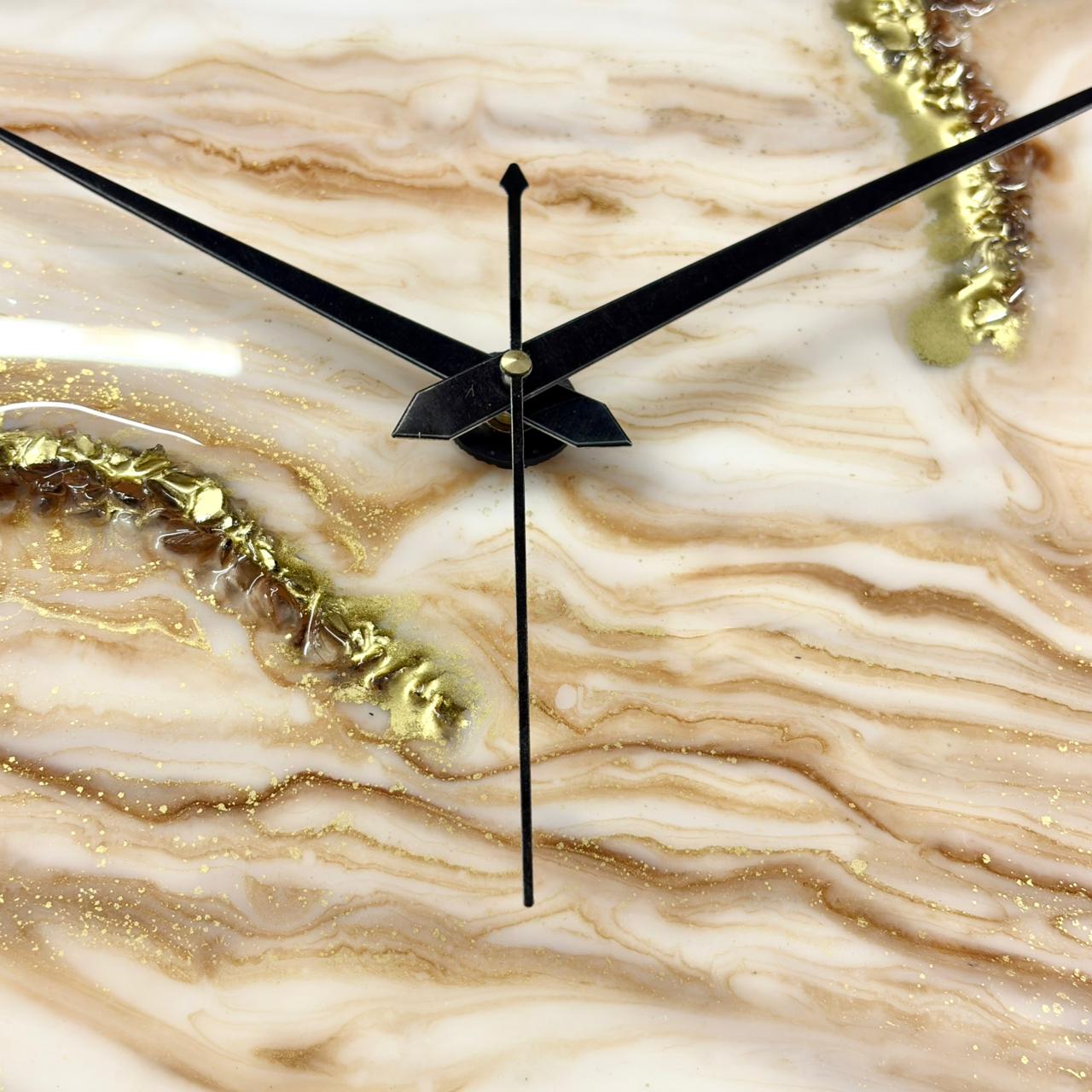 Sandy Silent Resin Clock