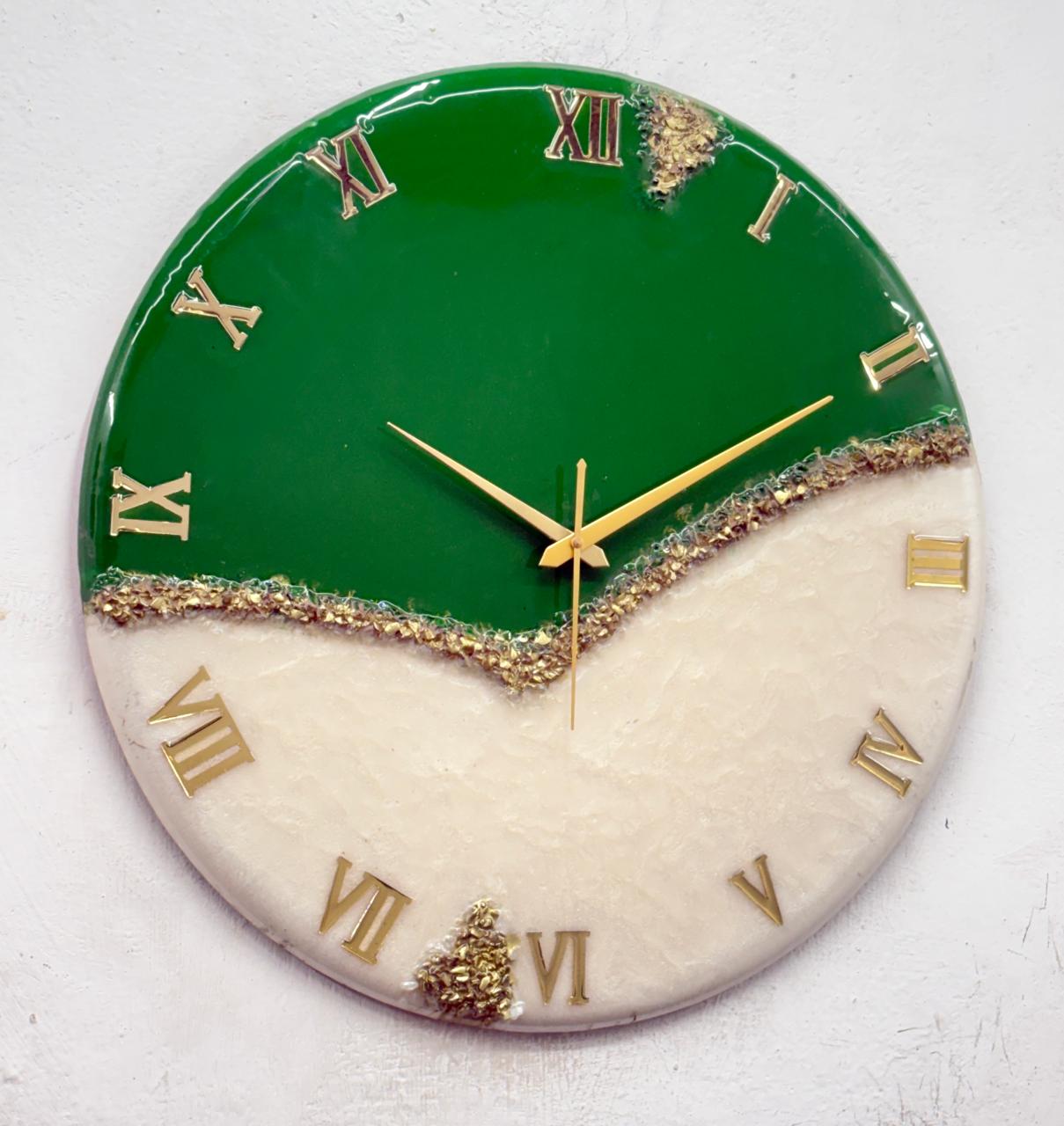 Golden Green silent clock 20 inches