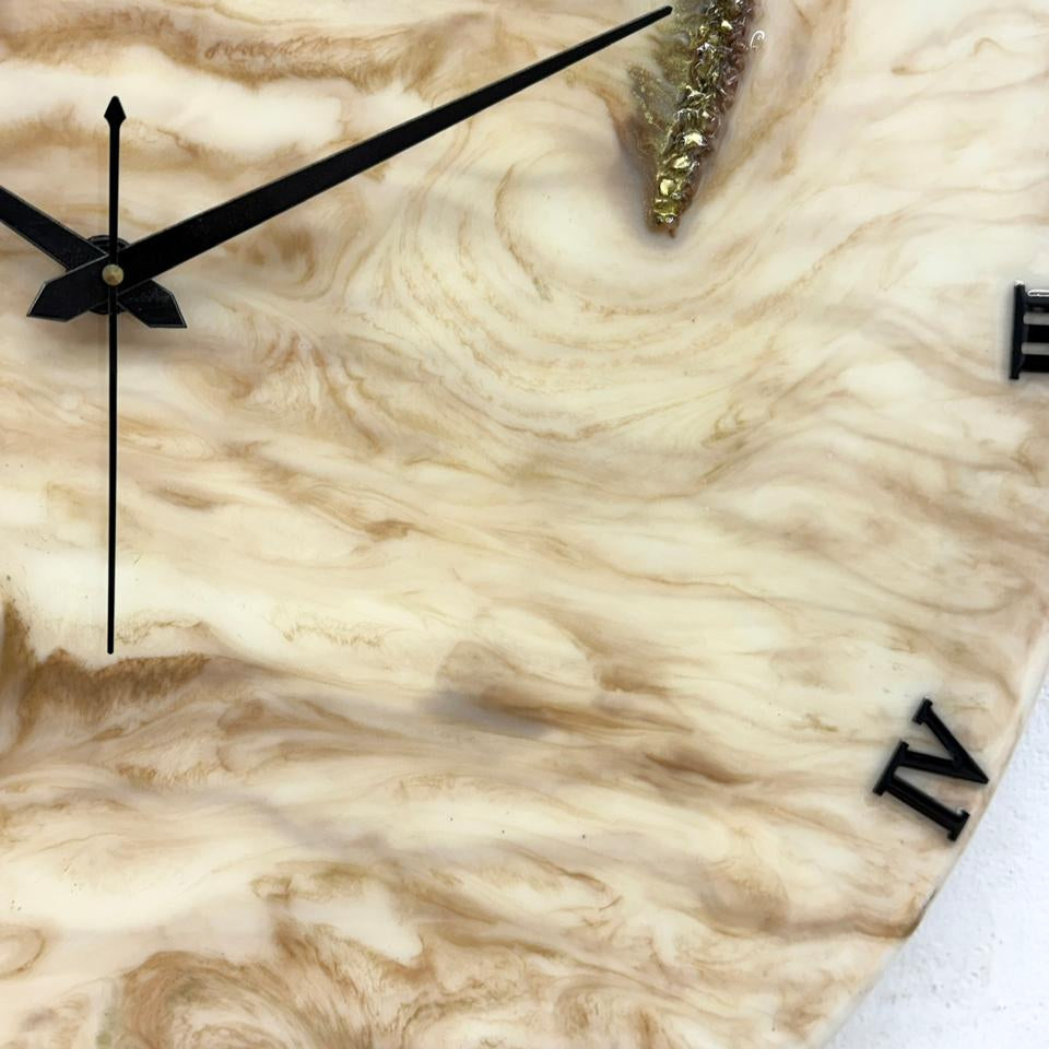 Sandy  27 Inches Clock (CS)
