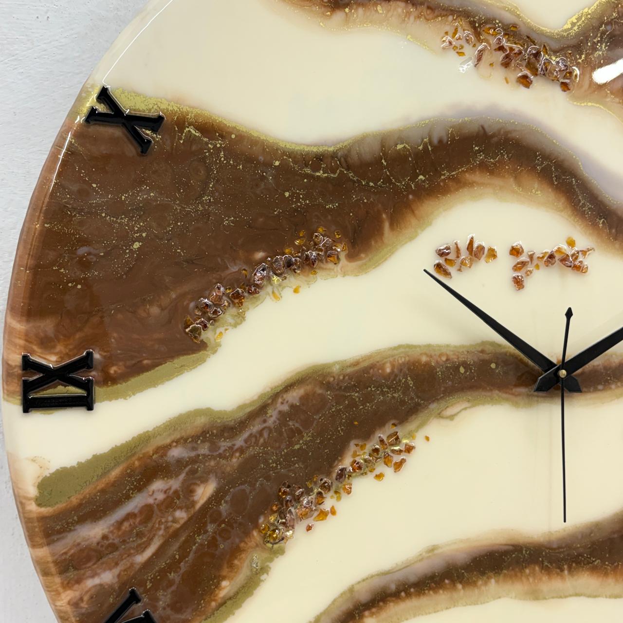 Coco Fall Inches Clock (CS)