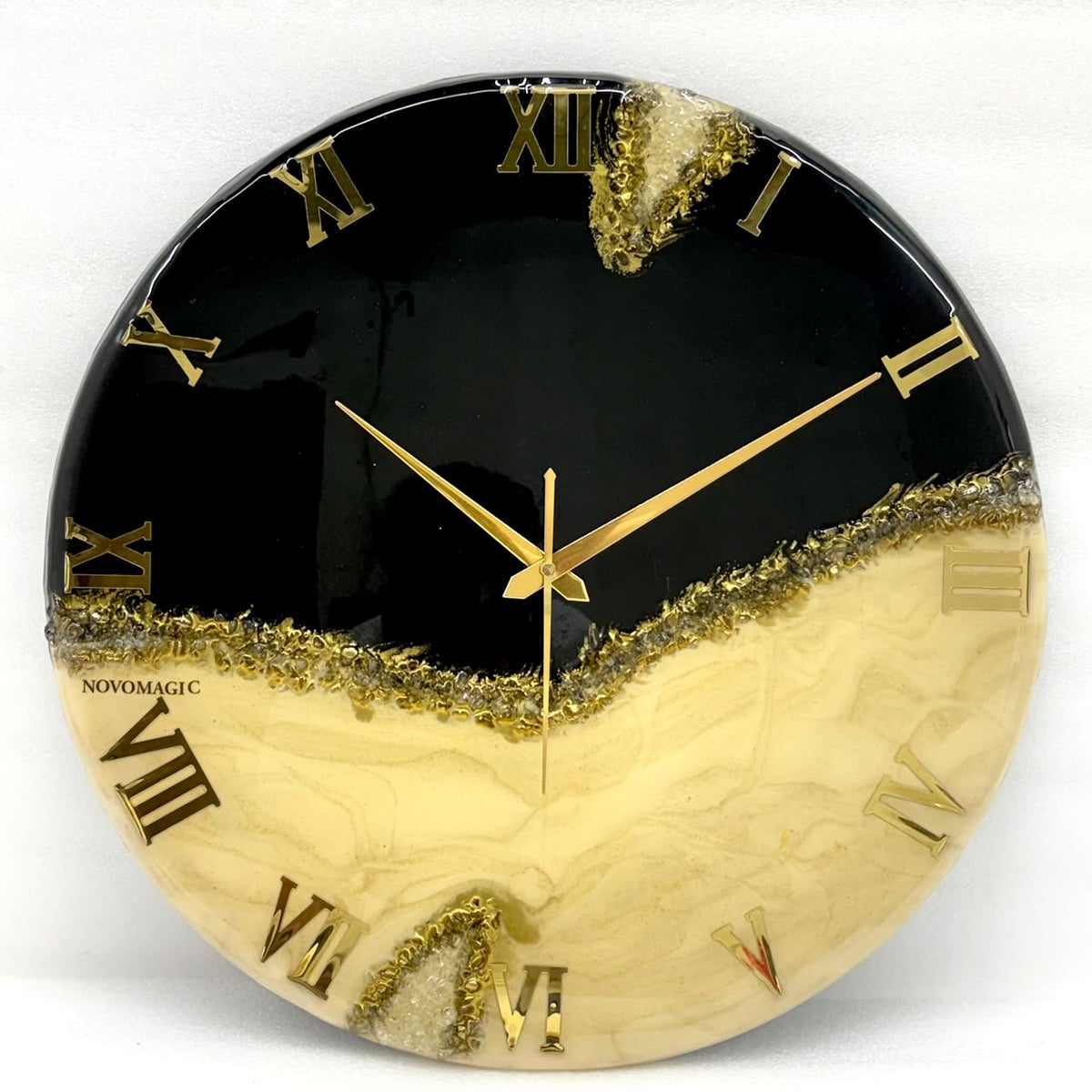 Gold Peak silent clock 17.5 inches (CS)