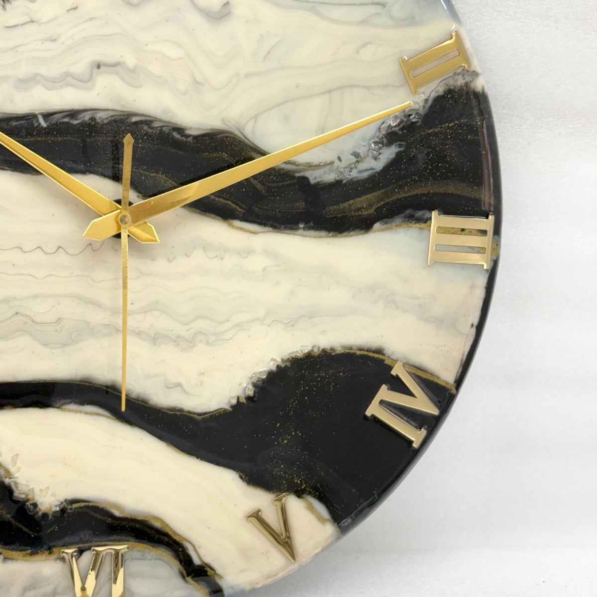 Black Falls Clock 17.5 inches (CS)