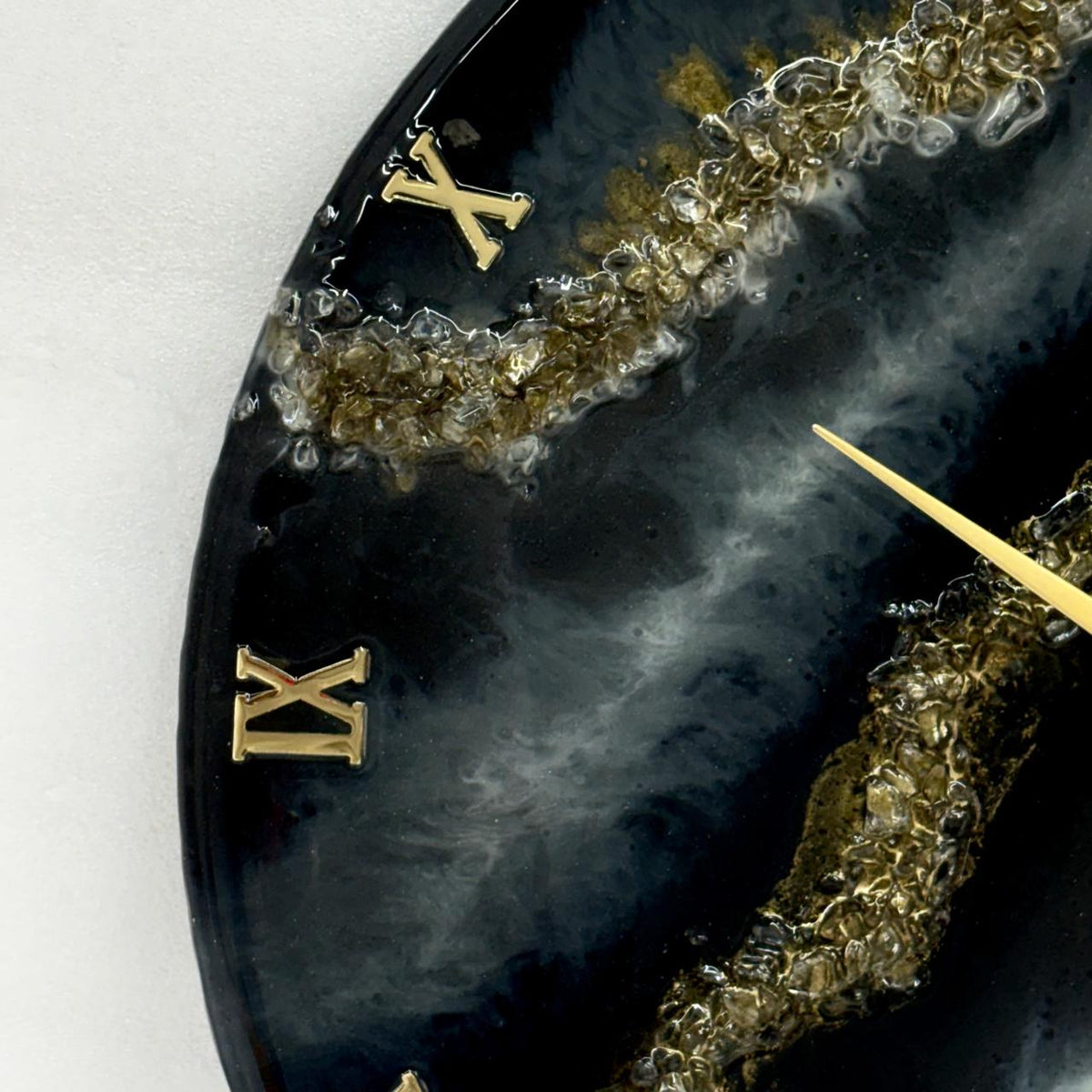 *Black Geode Silent Clock 17.5 inches